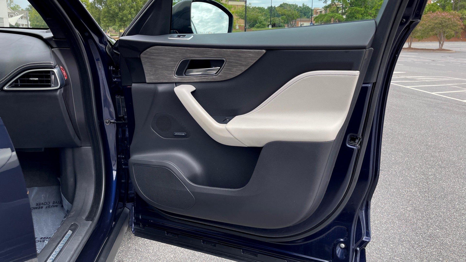 Used 2019 Jaguar F-PACE S / DRIVE PKG / BSA / HUD / BLACK EXT PKG / REARVIEW for sale $50,995 at Formula Imports in Charlotte NC 28227 62