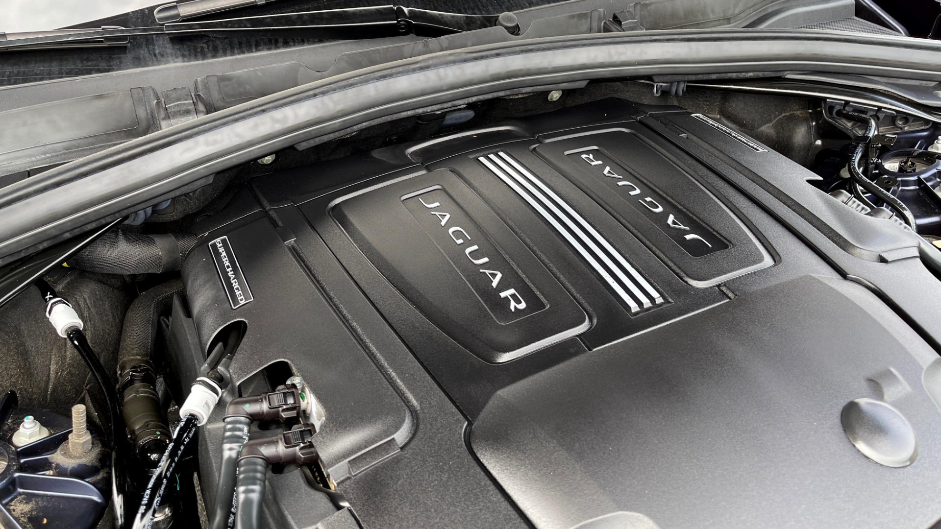 Used 2019 Jaguar F-PACE S for sale Sold at Formula Imports in Charlotte NC 28227 9