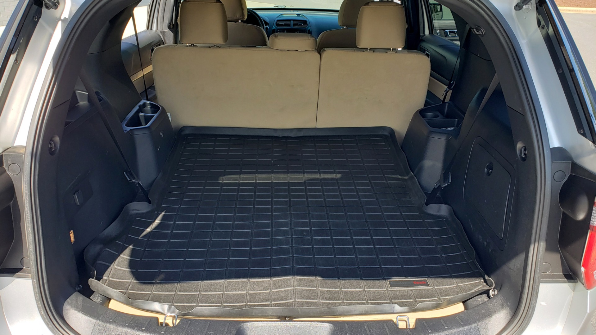 Used 2017 Ford EXPLORER 3.5L V6 / 6-SPD AUTO / BLIND SPOT MONITOR / 3-ROW / SYNC / REARVIEW for sale Sold at Formula Imports in Charlotte NC 28227 63