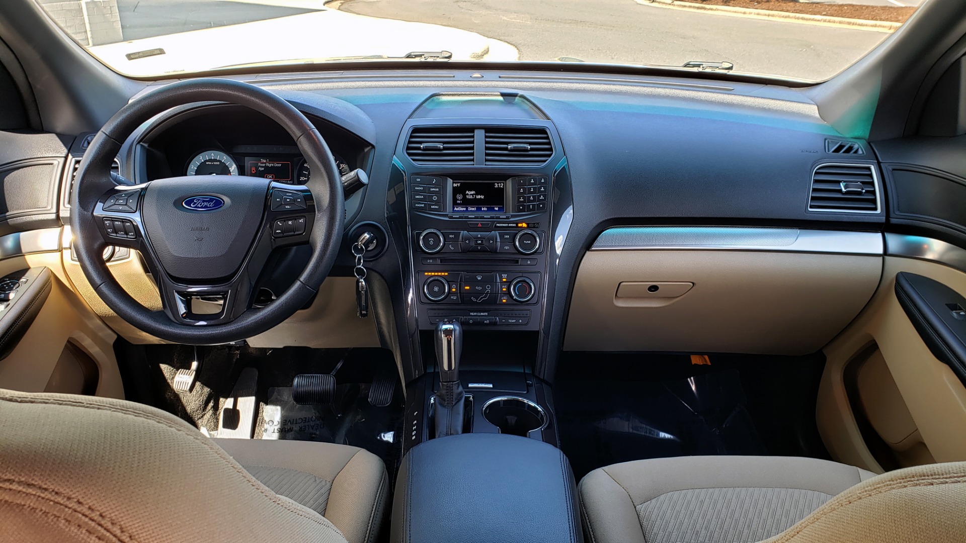 Used 2017 Ford EXPLORER 3.5L V6 / 6-SPD AUTO / BLIND SPOT MONITOR / 3-ROW / SYNC / REARVIEW for sale Sold at Formula Imports in Charlotte NC 28227 78