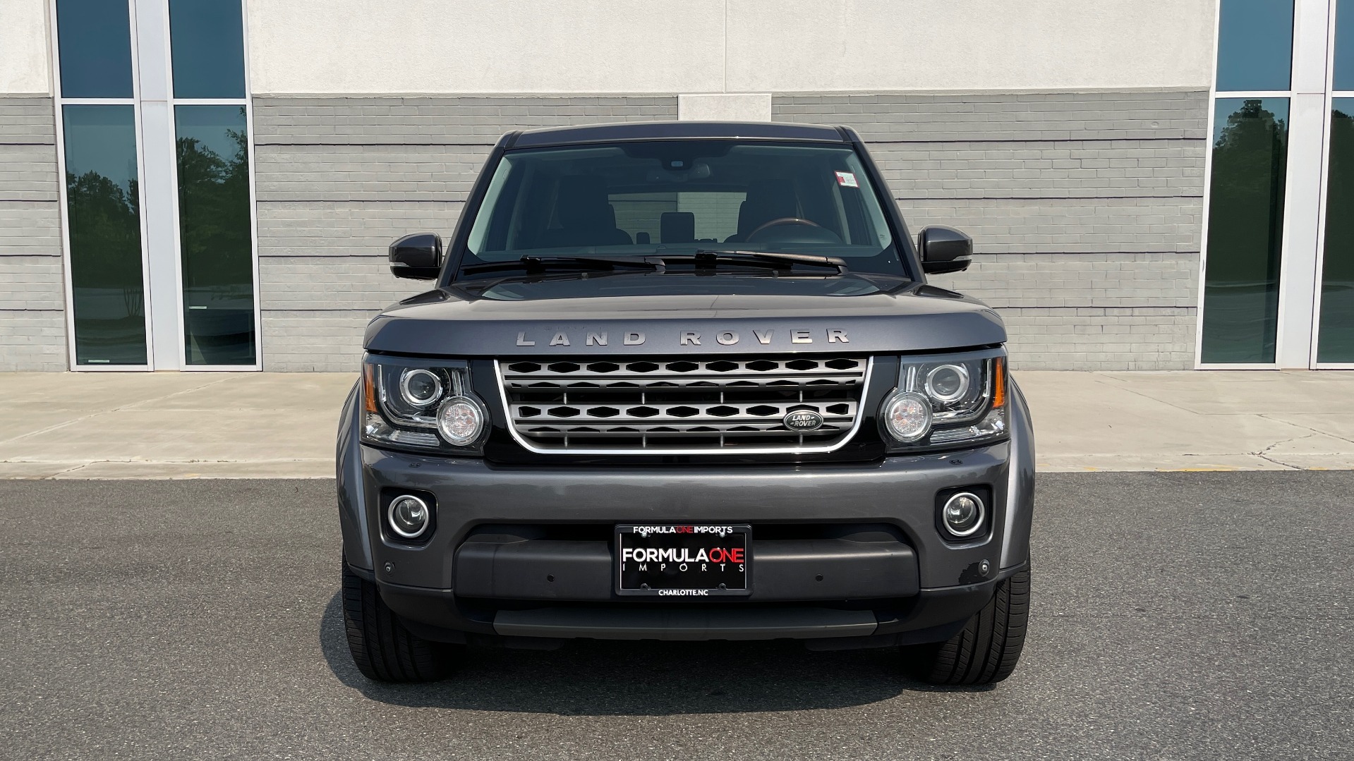 Used 2016 Land Rover LR4 HSE for sale Sold at Formula Imports in Charlotte NC 28227 11