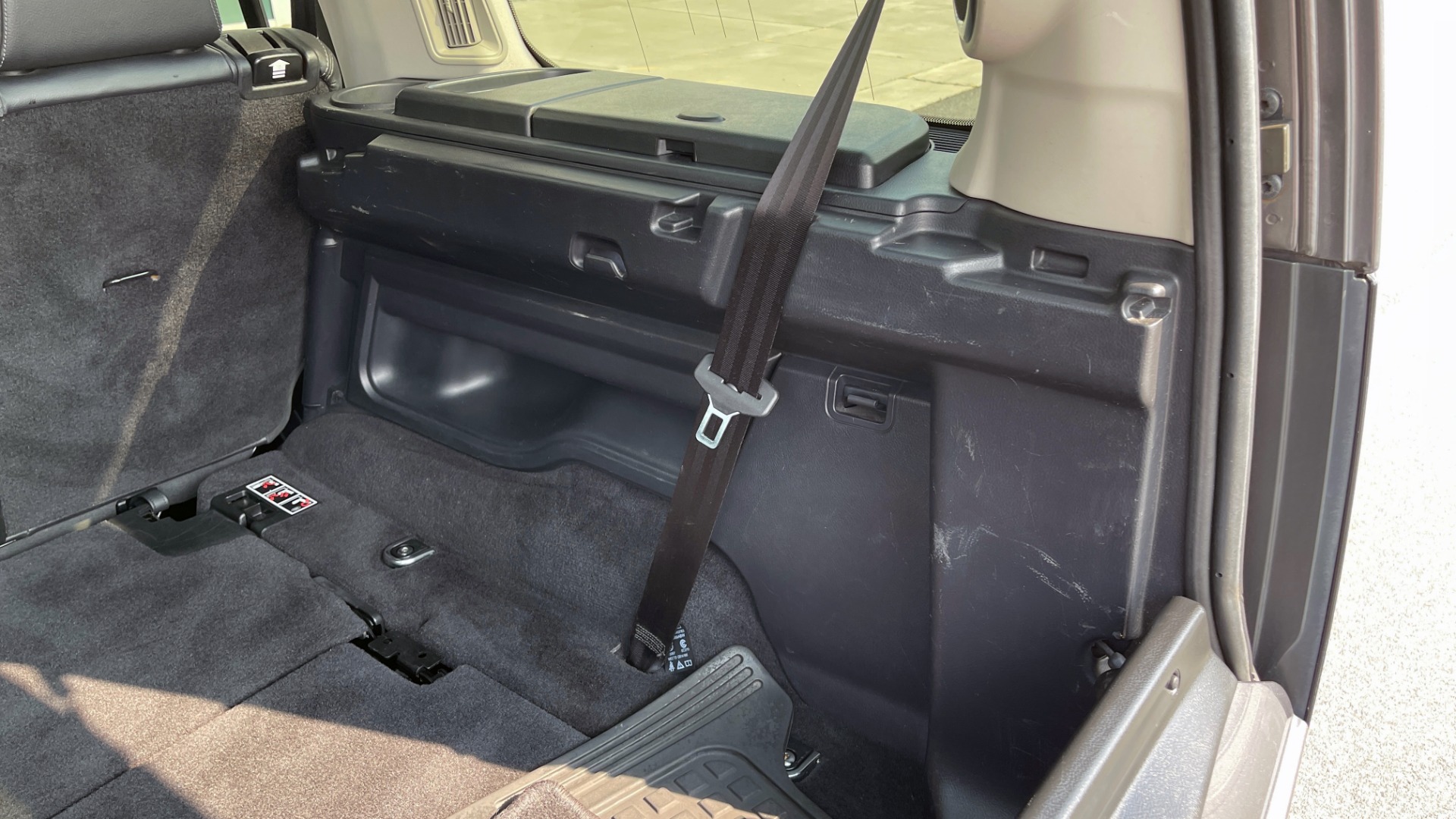 Used 2016 Land Rover LR4 HSE / NAV / SUNROOF / 3-ROW / MERIDIAN SOUND SYS / REARVIEW for sale $30,995 at Formula Imports in Charlotte NC 28227 17