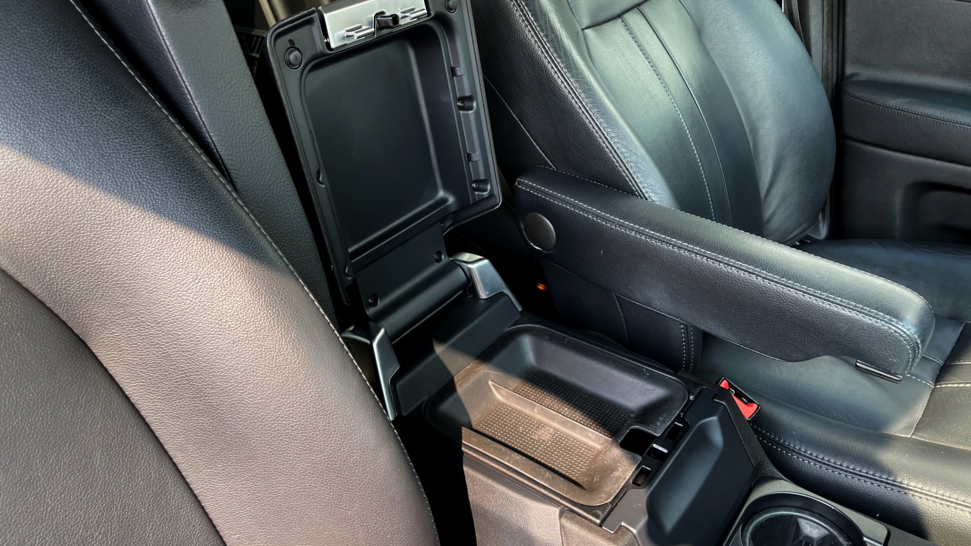 Used 2016 Land Rover LR4 HSE for sale Sold at Formula Imports in Charlotte NC 28227 58