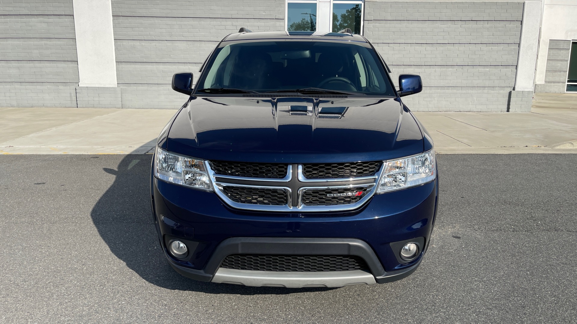 Used 2017 Dodge Journey SXT for sale Sold at Formula Imports in Charlotte NC 28227 11