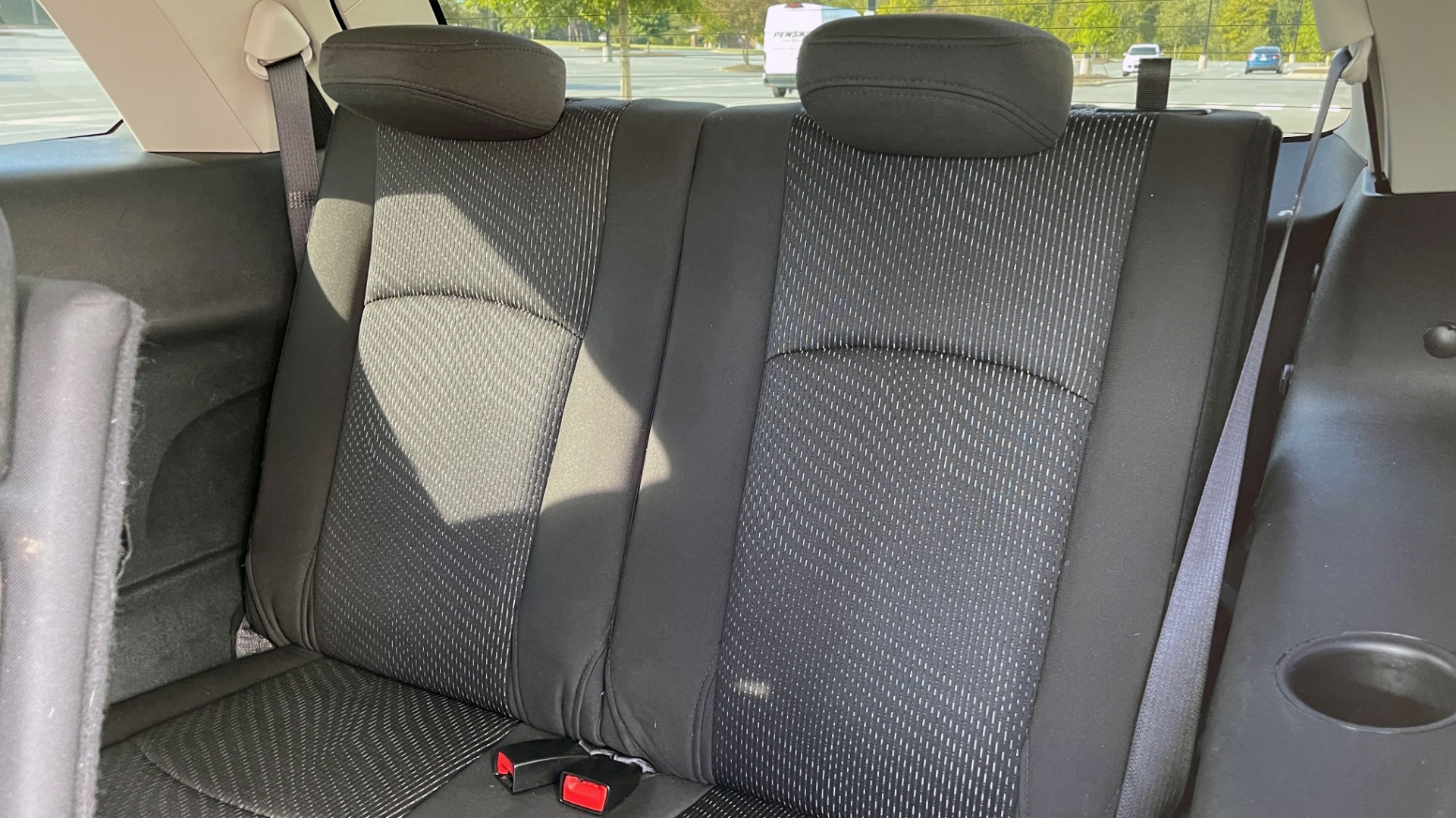 Used 2017 Dodge JOURNEY SXT PREMIUM / 2.4L / 4-SPD AUTO / KEYLESS-GO / 3-ROW / 19IN WHEELS for sale $15,995 at Formula Imports in Charlotte NC 28227 46