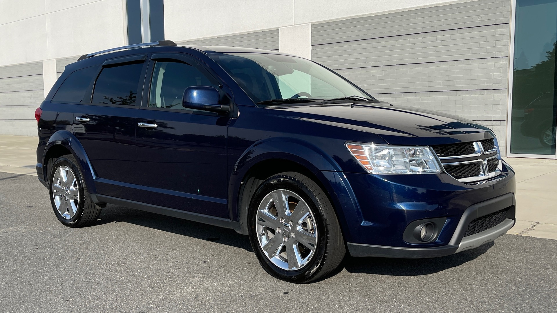 Used 2017 Dodge Journey SXT for sale Sold at Formula Imports in Charlotte NC 28227 6