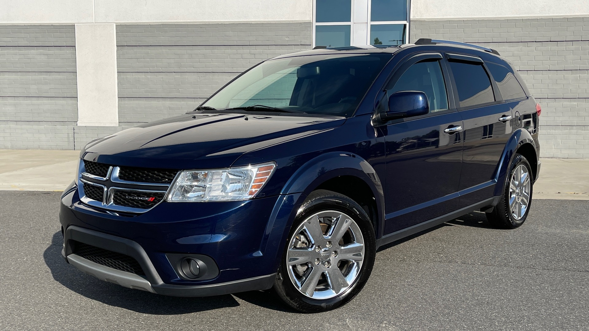 Used 2017 Dodge Journey SXT for sale Sold at Formula Imports in Charlotte NC 28227 1