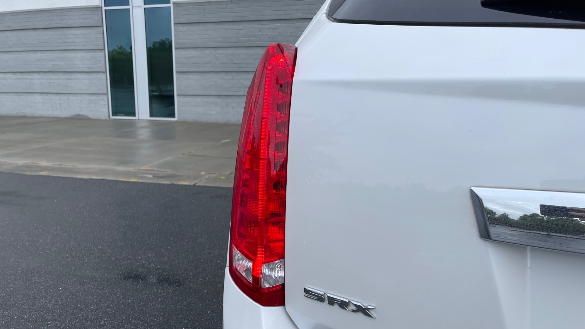 Used 2013 Cadillac SRX PERFORMANCE COLLECTION / DRIVER AWARNESS / FORWARD COLLISION ALERT for sale Sold at Formula Imports in Charlotte NC 28227 14