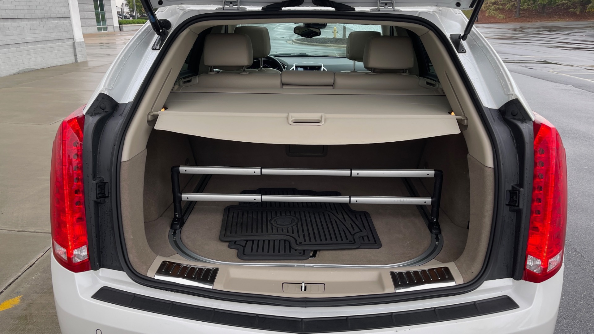 Used 2013 Cadillac SRX PERFORMANCE COLLECTION / DRIVER AWARNESS / FORWARD COLLISION ALERT for sale Sold at Formula Imports in Charlotte NC 28227 19