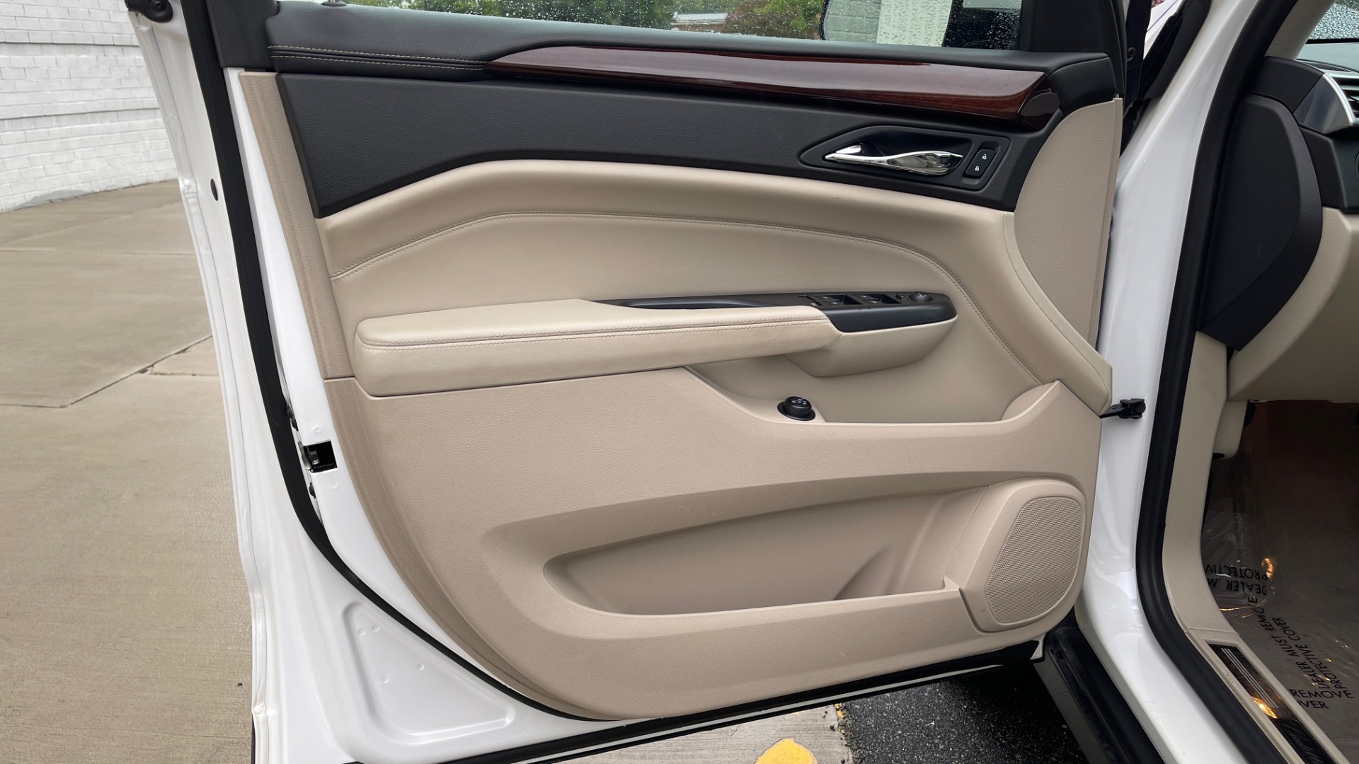 Used 2013 Cadillac SRX PERFORMANCE COLLECTION / DRIVER AWARNESS / FORWARD COLLISION ALERT for sale Sold at Formula Imports in Charlotte NC 28227 24