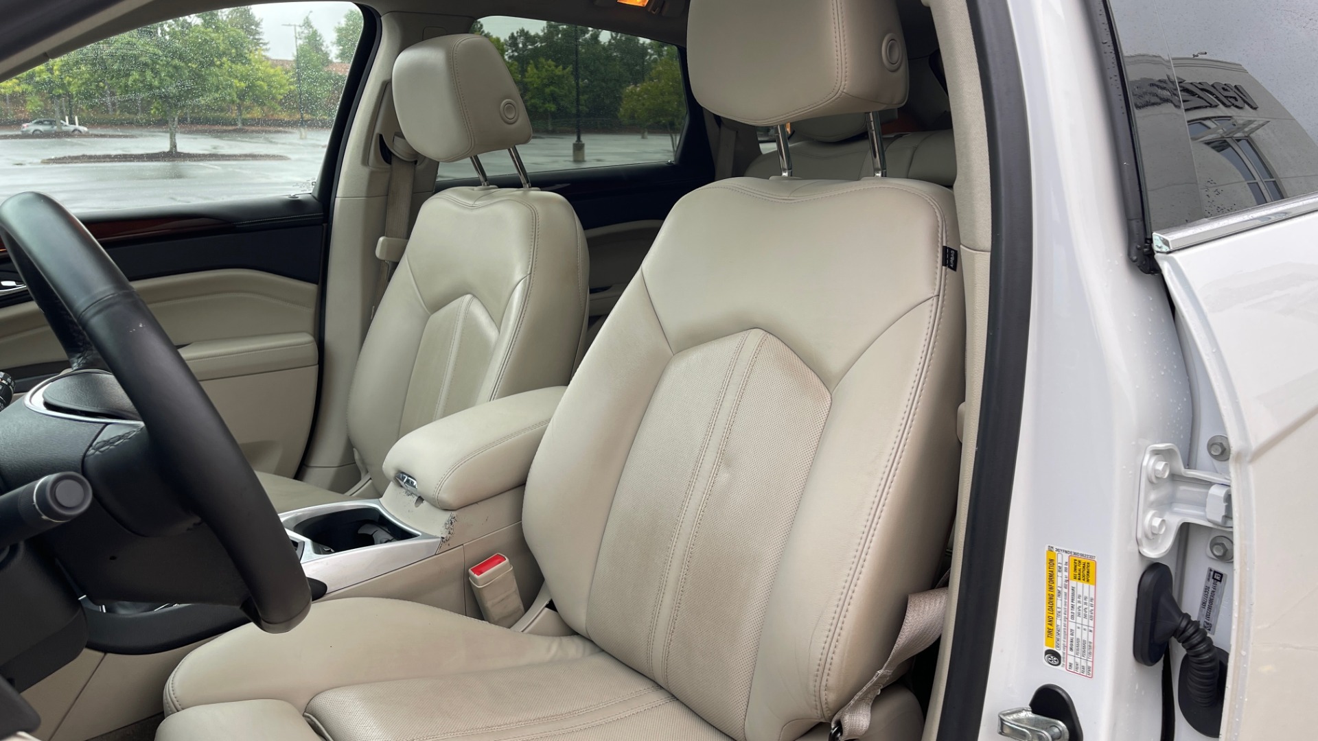 Used 2013 Cadillac SRX PERFORMANCE COLLECTION / DRIVER AWARNESS / FORWARD COLLISION ALERT for sale Sold at Formula Imports in Charlotte NC 28227 28