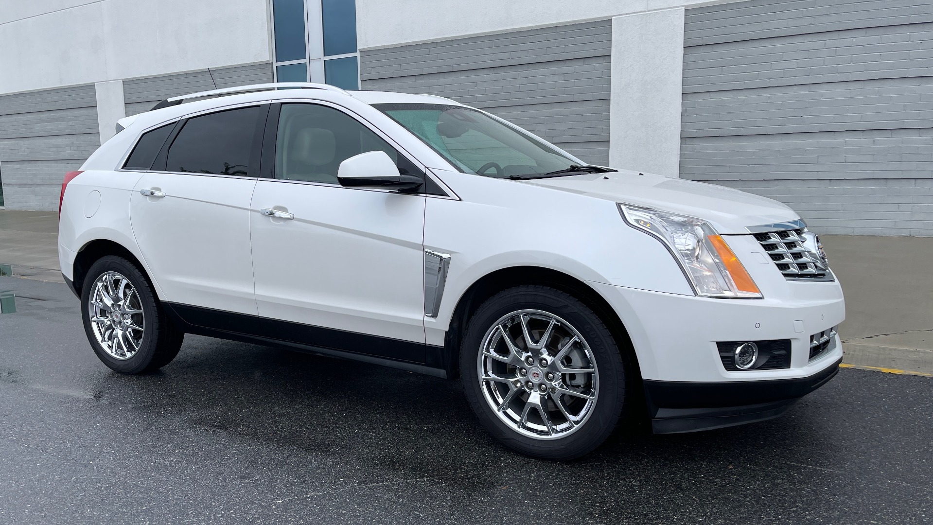 Used 2013 Cadillac SRX PERFORMANCE COLLECTION / DRIVER AWARNESS / FORWARD COLLISION ALERT for sale Sold at Formula Imports in Charlotte NC 28227 6