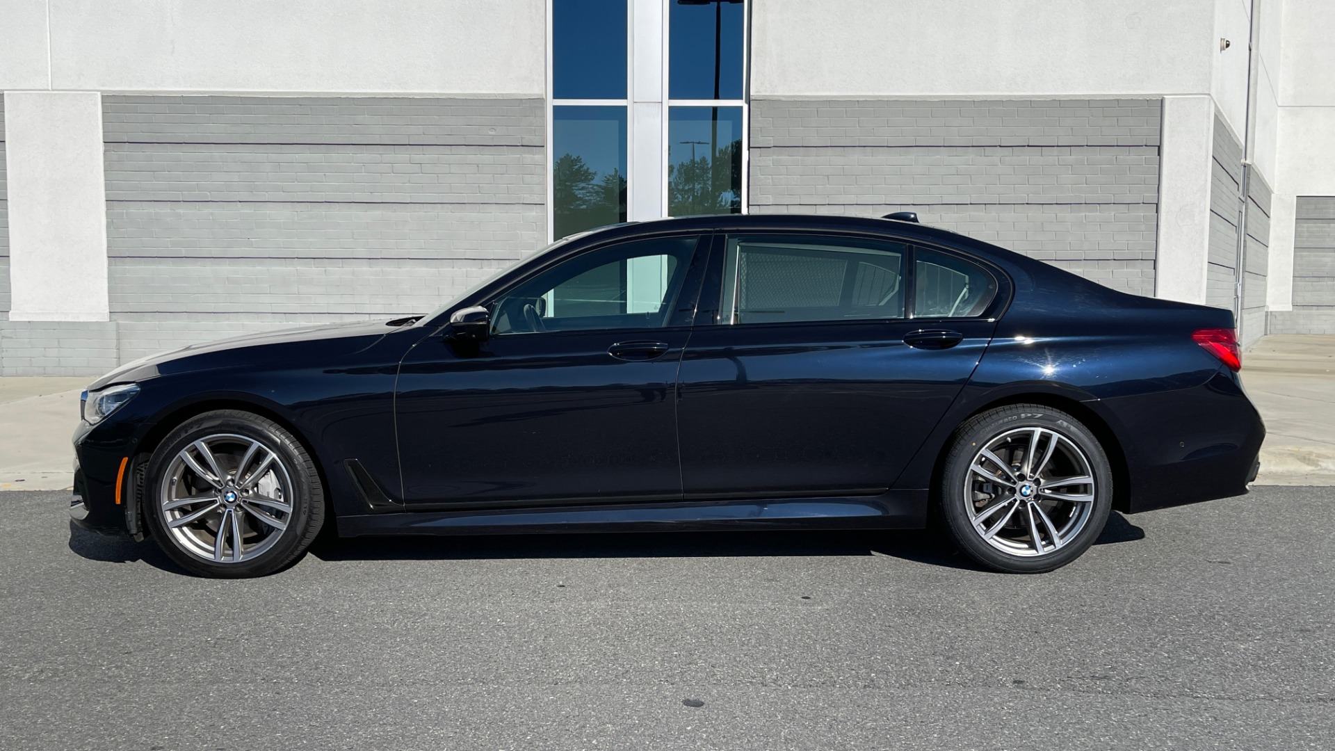 Used 2019 BMW 7 Series 750i xDrive for sale Sold at Formula Imports in Charlotte NC 28227 4