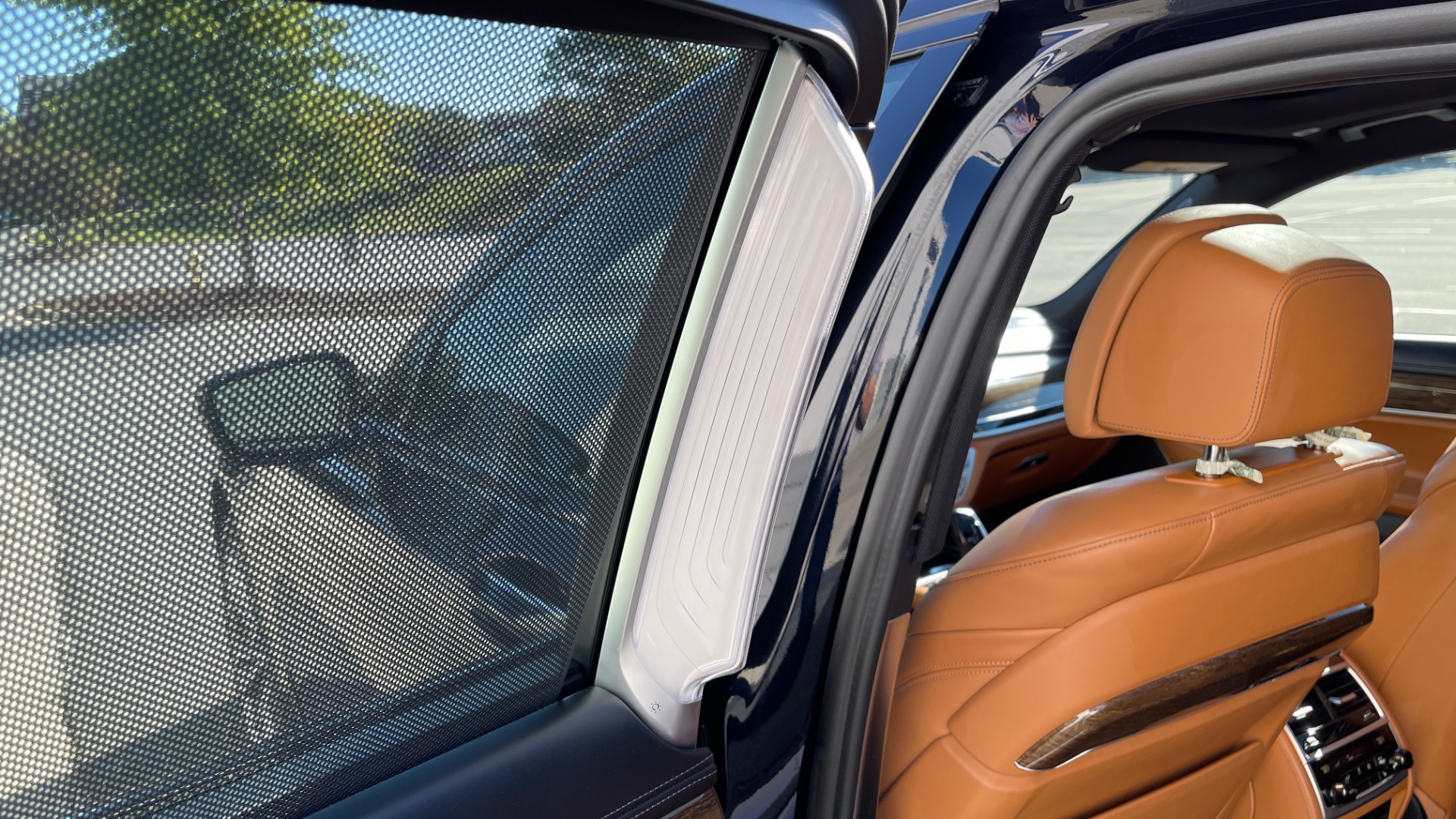 Used 2019 BMW 7 SERIES 750I XDRIVE M-SPORT / EXEC PKG / DRVR ASST PLUS / CLD WTHR / PAR for sale $60,995 at Formula Imports in Charlotte NC 28227 44