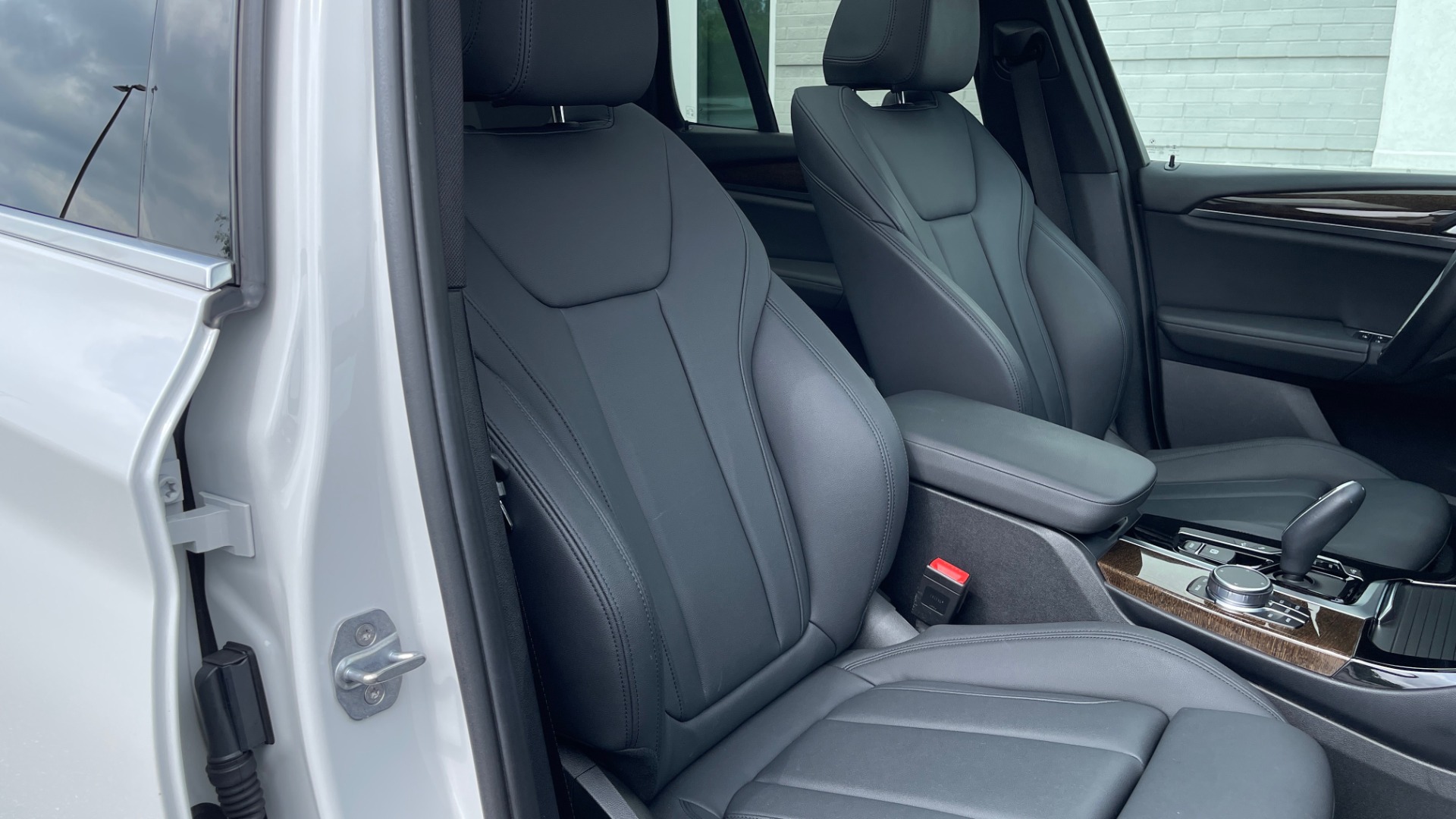 Used 2018 BMW X3 xDrive30i PANORAMIC MOONROOF / CARPLAY / 19IN WHEELS for sale Sold at Formula Imports in Charlotte NC 28227 62