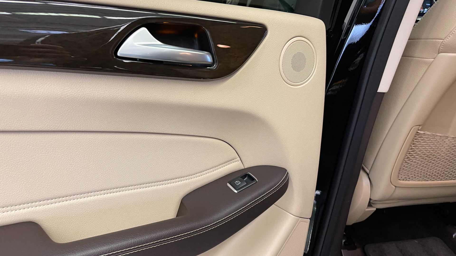 Used 2018 Mercedes-Benz GLE 350 4MATIC PREMIUM / NAV / PARK PILOT / BSA / H/K SND / SURROUND VIEW for sale Sold at Formula Imports in Charlotte NC 28227 46