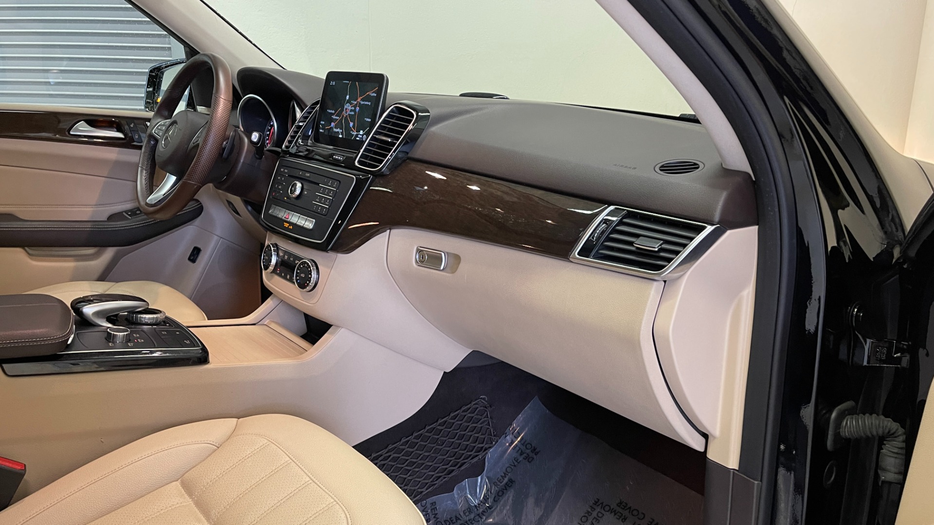Used 2018 Mercedes-Benz GLE 350 4MATIC PREMIUM / NAV / PARK PILOT / BSA / H/K SND / SURROUND VIEW for sale Sold at Formula Imports in Charlotte NC 28227 59