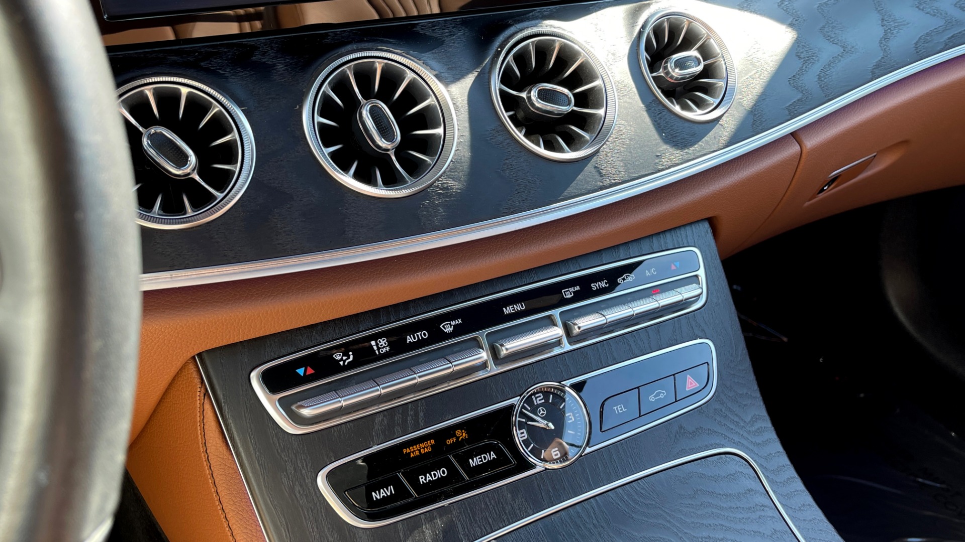 Used 2019 Mercedes-Benz E-CLASS E 450 PREMIUM / AMG LINE / PARK ASST / BSA / BURMESTER for sale Sold at Formula Imports in Charlotte NC 28227 39