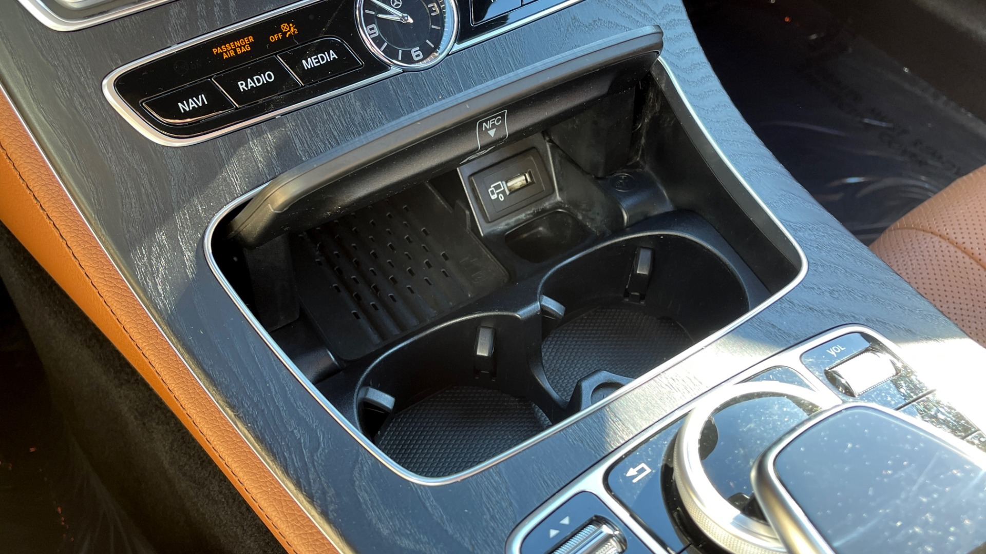 Used 2019 Mercedes-Benz E-CLASS E 450 PREMIUM / AMG LINE / PARK ASST / BSA / BURMESTER for sale Sold at Formula Imports in Charlotte NC 28227 40