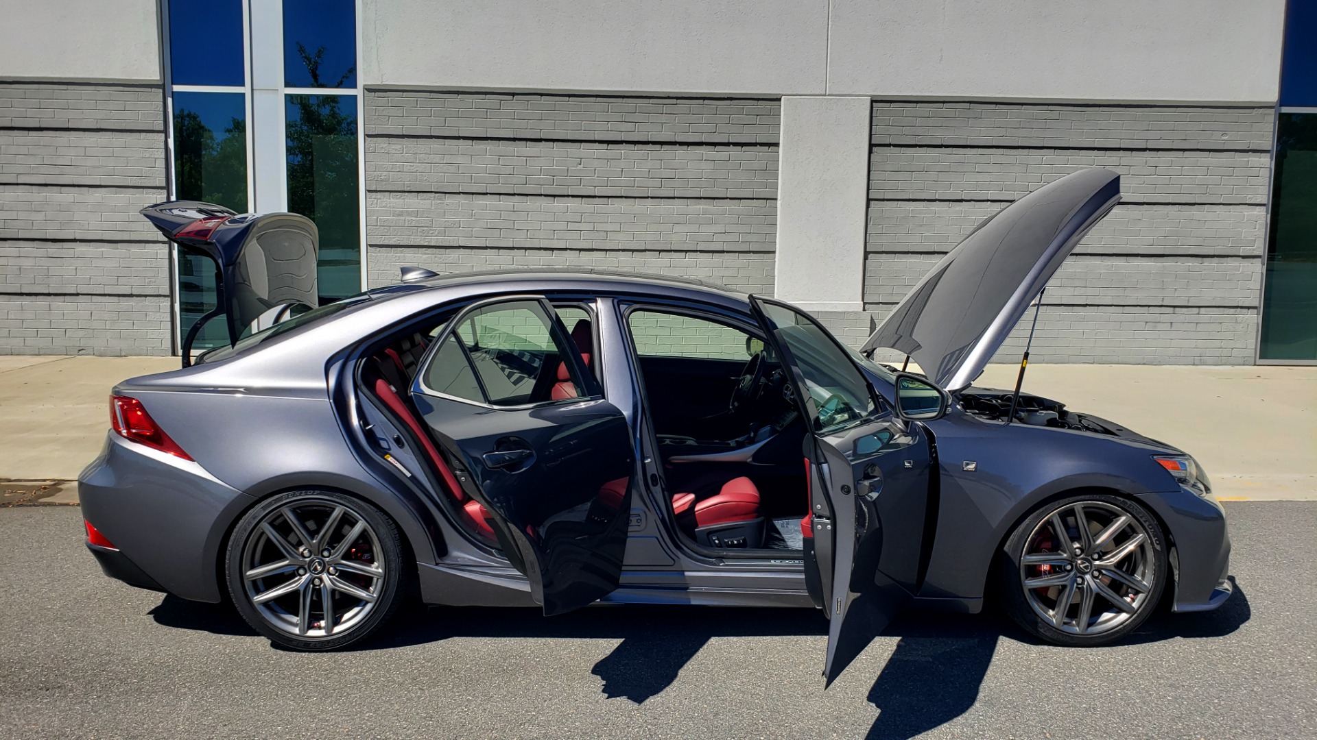 Used 2016 Lexus IS 200T F-SPORT SEDAN / SUNROOF / LCA / HTD & CLD SEATS / REARVIEW for sale Sold at Formula Imports in Charlotte NC 28227 15