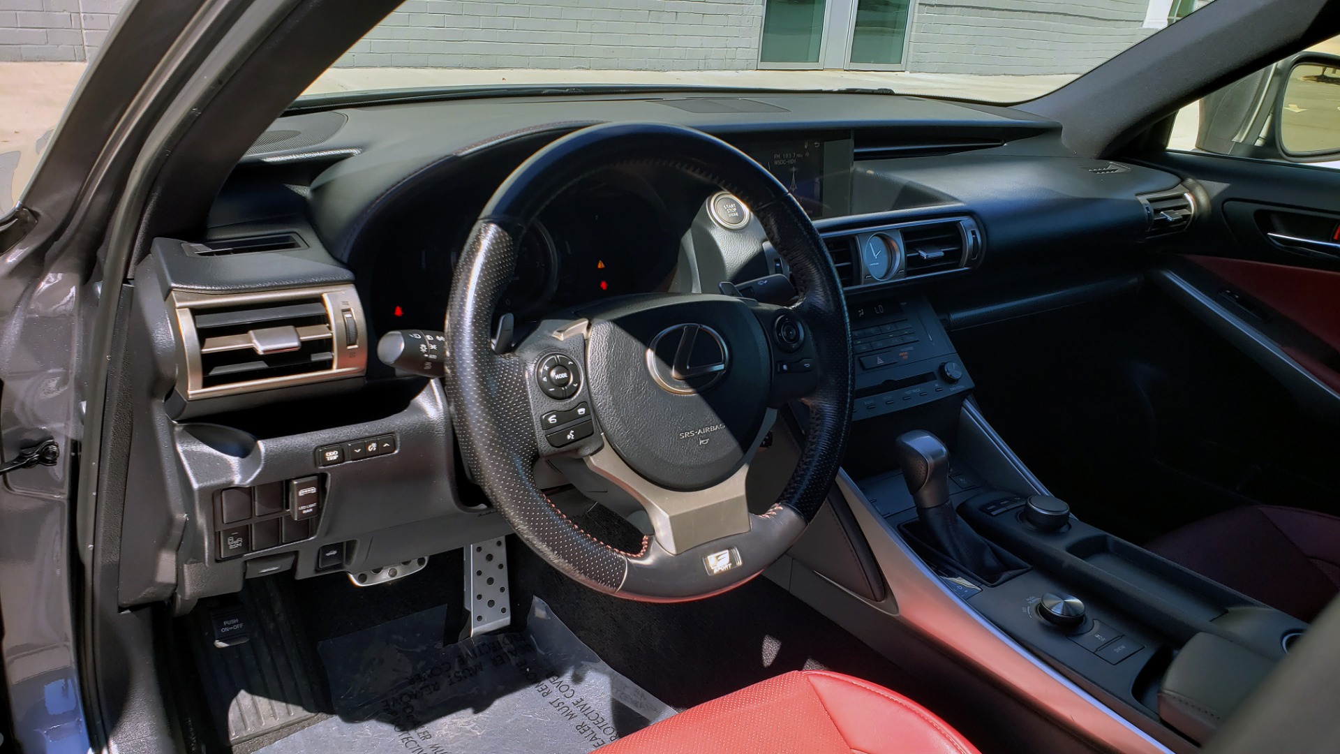 Used 2016 Lexus IS 200T F-SPORT SEDAN / SUNROOF / LCA / HTD & CLD SEATS / REARVIEW for sale Sold at Formula Imports in Charlotte NC 28227 38