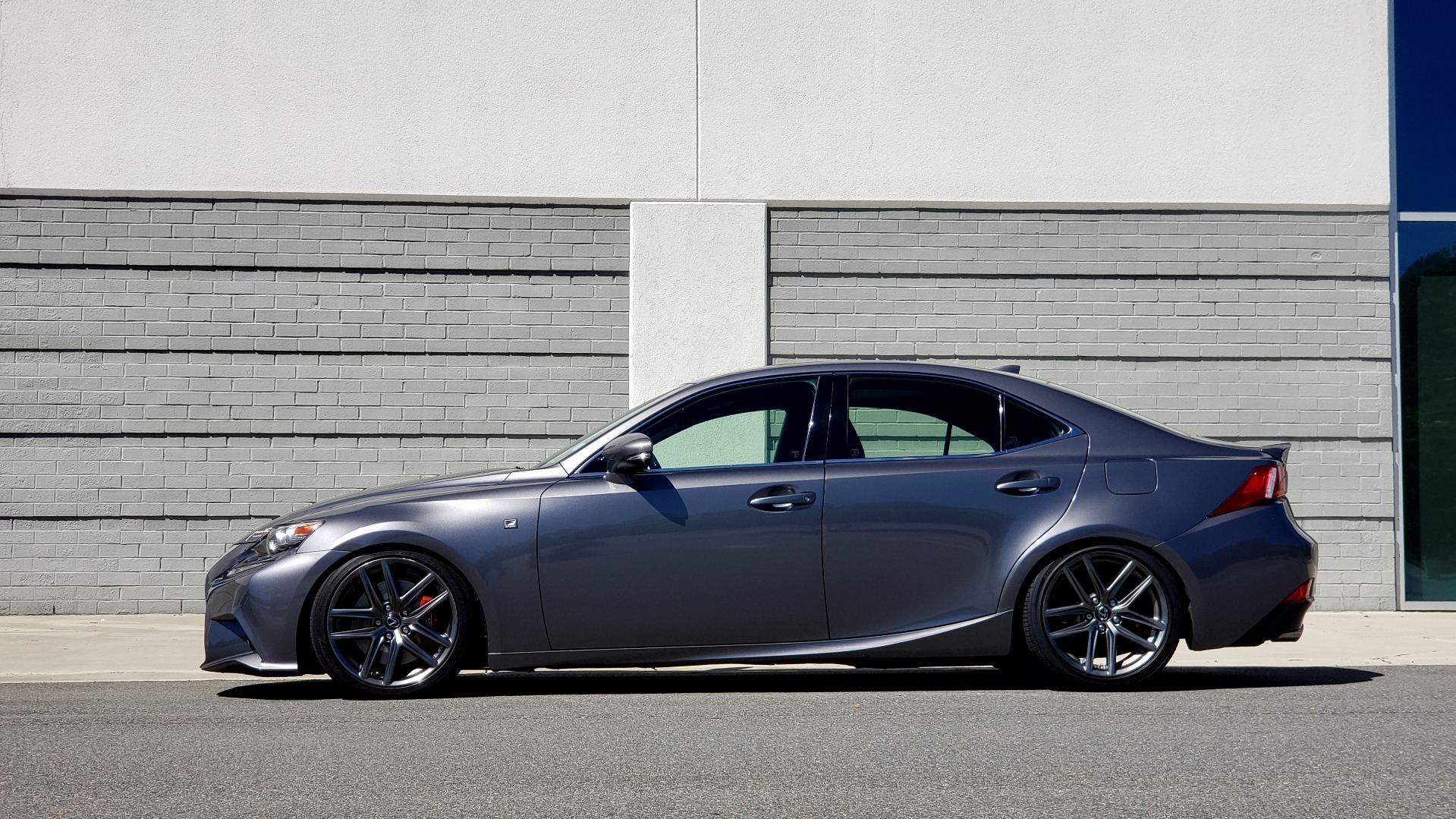 Used 2016 Lexus IS 200T F-SPORT SEDAN / SUNROOF / LCA / HTD & CLD SEATS / REARVIEW for sale Sold at Formula Imports in Charlotte NC 28227 5
