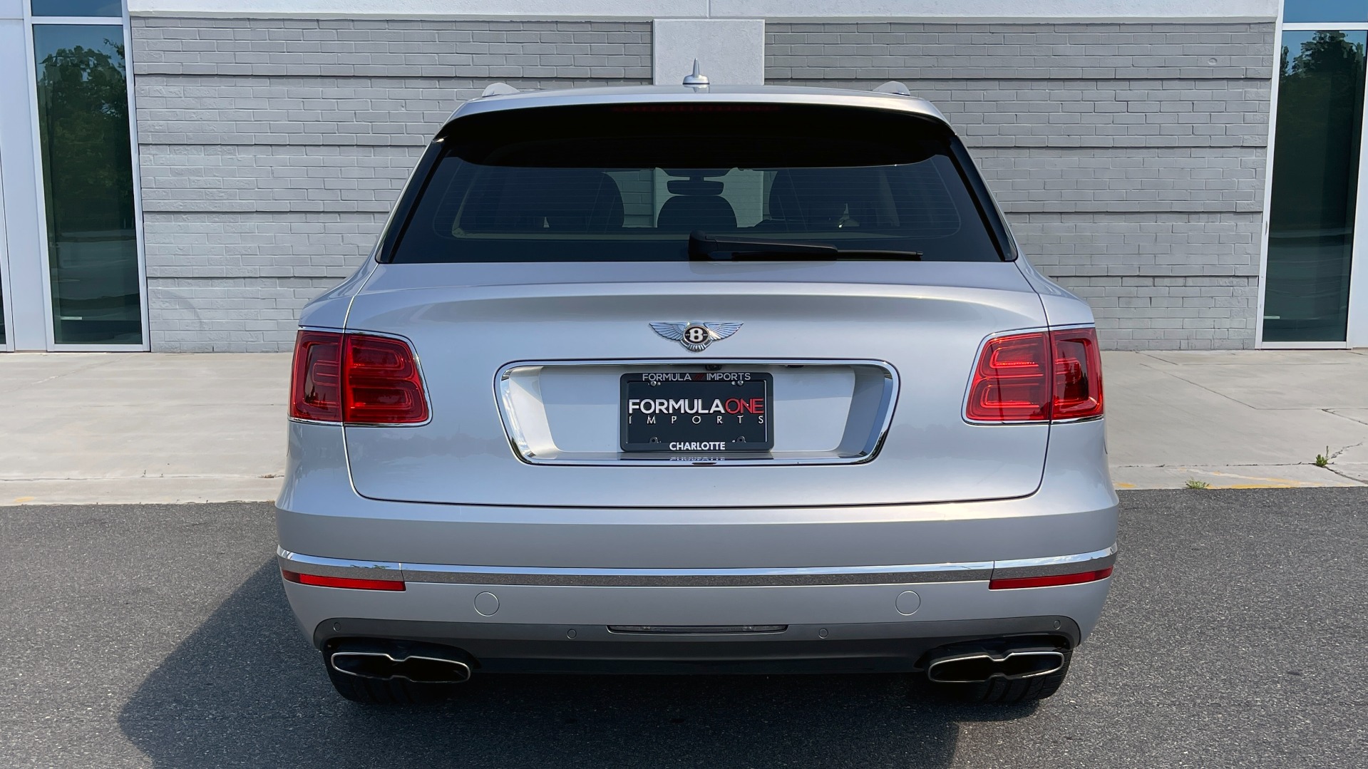 Used 2019 Bentley BENTAYGA V8 / AWD / NAV / SUNROOF / LED LIGHTING / PREMIUM AUDIO / REARVIEW for sale Sold at Formula Imports in Charlotte NC 28227 21