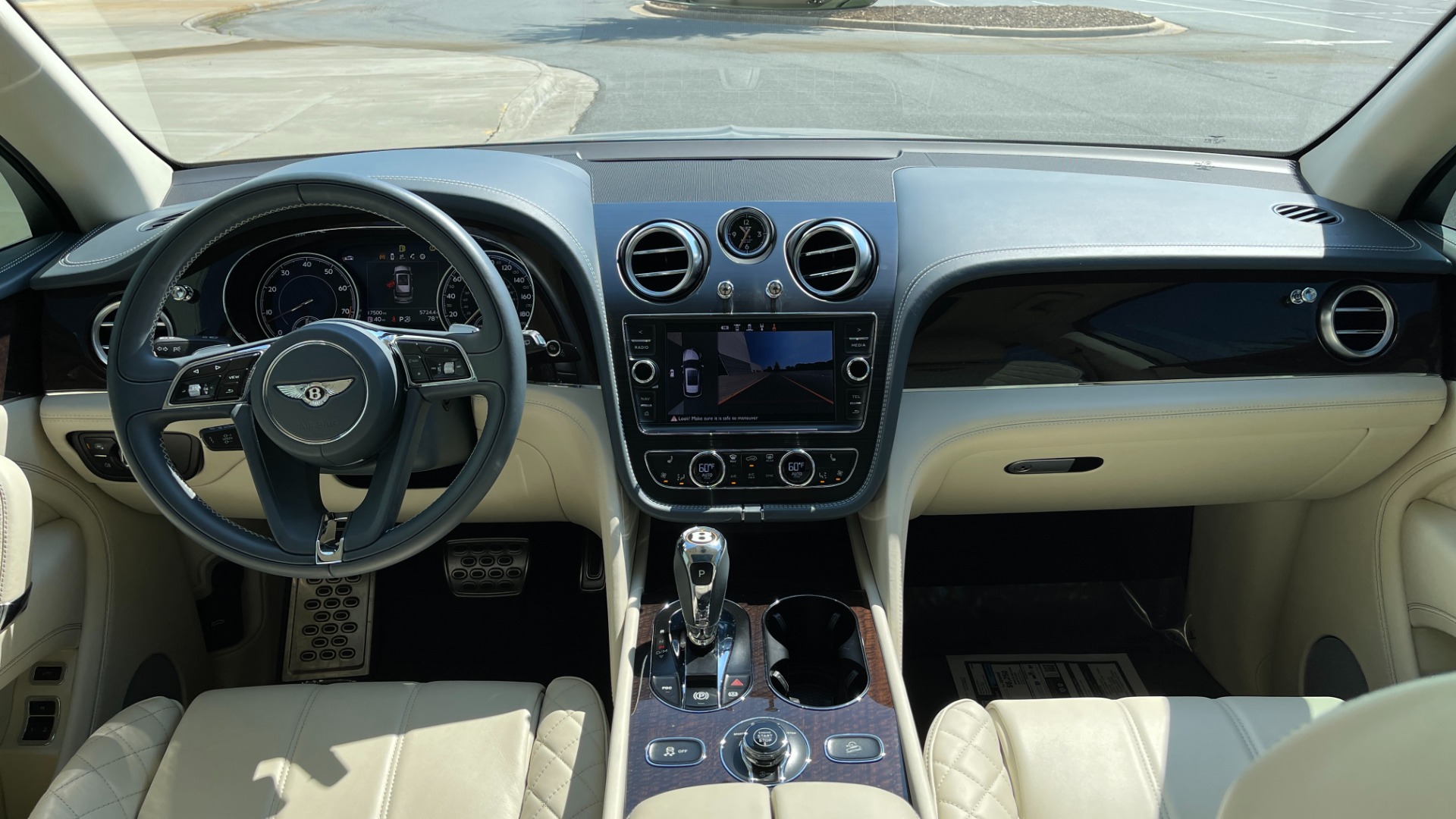 Used 2019 Bentley BENTAYGA V8 / AWD / NAV / SUNROOF / LED LIGHTING / PREMIUM AUDIO / REARVIEW for sale Sold at Formula Imports in Charlotte NC 28227 54