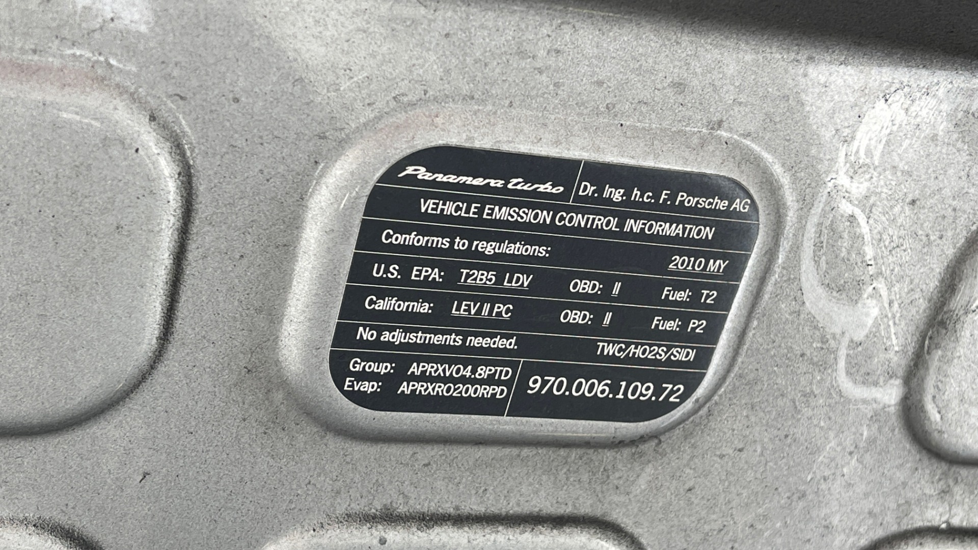Used 2010 Porsche PANAMERA 4DR HB TURBO / SPORT CHRONO / BOSE / AUTO CLIMATE CONTROL for sale Sold at Formula Imports in Charlotte NC 28227 11