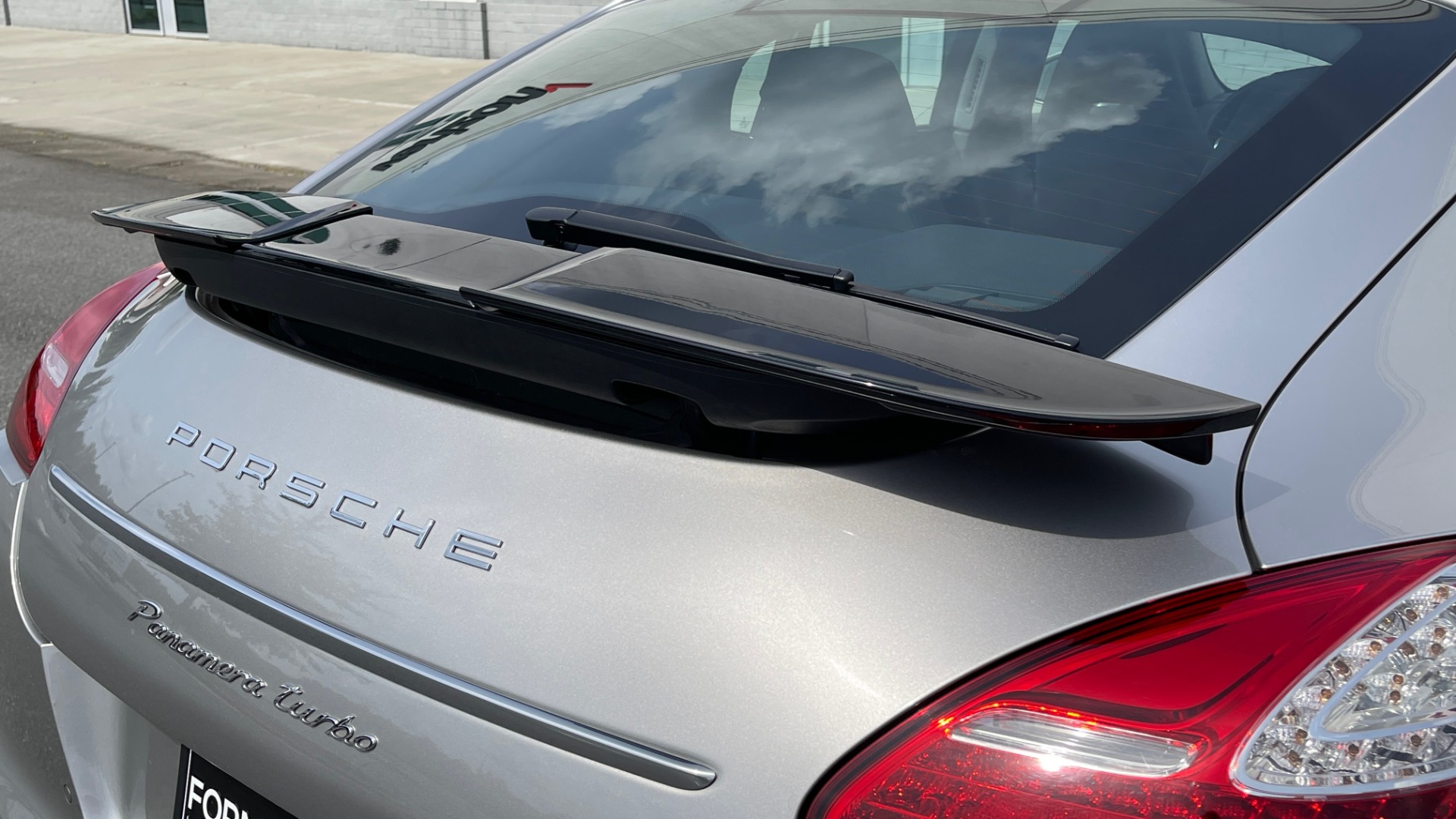 Used 2010 Porsche PANAMERA 4DR HB TURBO / SPORT CHRONO / BOSE / AUTO CLIMATE CONTROL for sale Sold at Formula Imports in Charlotte NC 28227 25