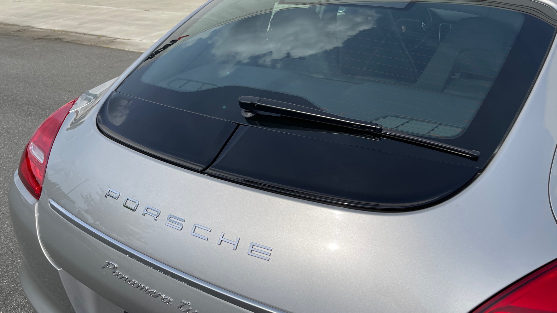 Used 2010 Porsche PANAMERA 4DR HB TURBO / SPORT CHRONO / BOSE / AUTO CLIMATE CONTROL for sale Sold at Formula Imports in Charlotte NC 28227 26