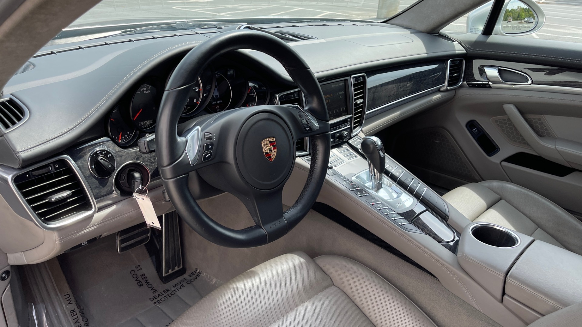 Used 2010 Porsche PANAMERA 4DR HB TURBO / SPORT CHRONO / BOSE / AUTO CLIMATE CONTROL for sale Sold at Formula Imports in Charlotte NC 28227 31