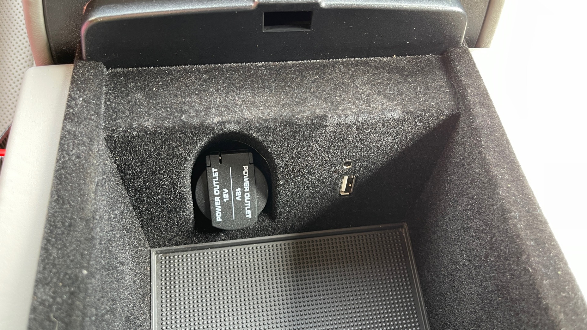 Used 2010 Porsche PANAMERA 4DR HB TURBO / SPORT CHRONO / BOSE / AUTO CLIMATE CONTROL for sale Sold at Formula Imports in Charlotte NC 28227 46
