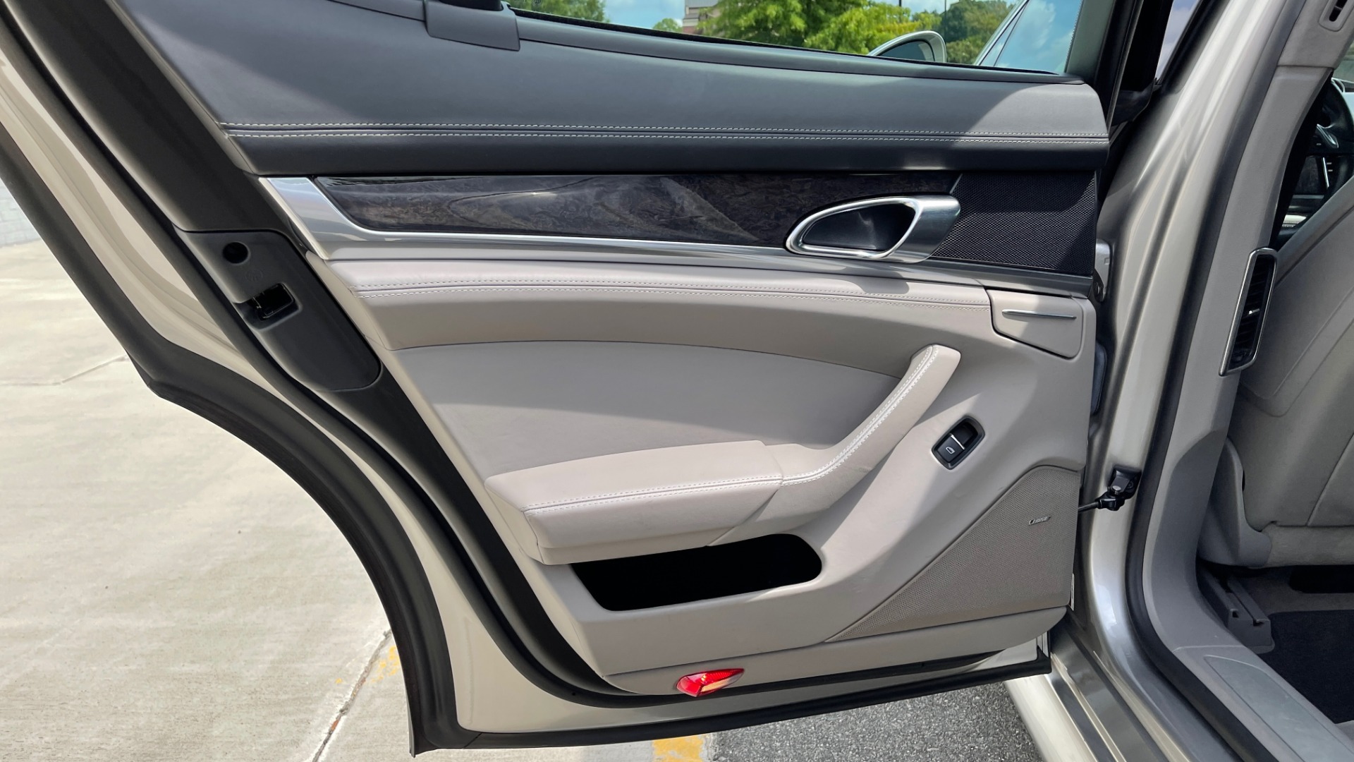 Used 2010 Porsche PANAMERA 4DR HB TURBO / SPORT CHRONO / BOSE / AUTO CLIMATE CONTROL for sale Sold at Formula Imports in Charlotte NC 28227 48