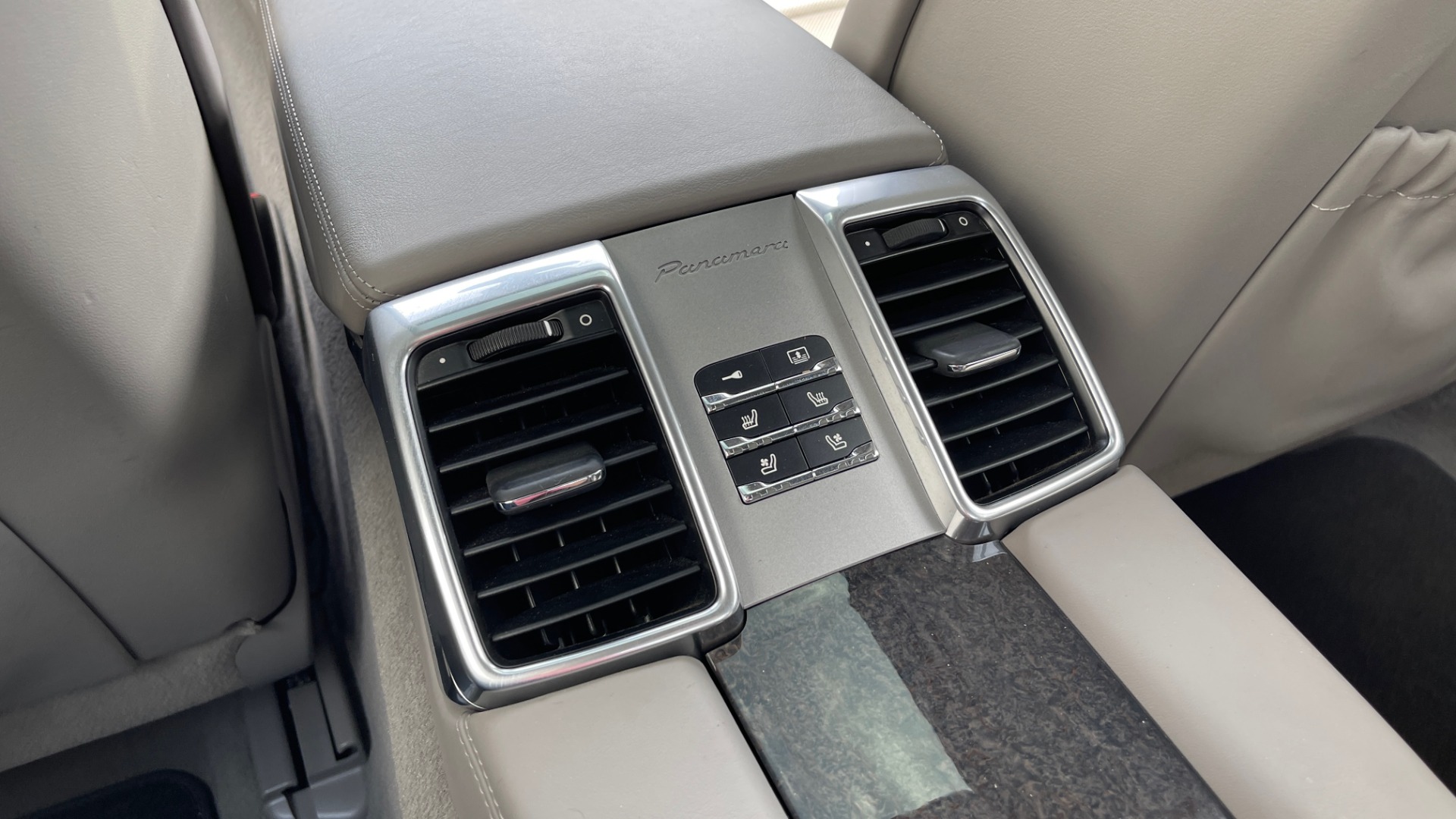 Used 2010 Porsche PANAMERA 4DR HB TURBO / SPORT CHRONO / BOSE / AUTO CLIMATE CONTROL for sale Sold at Formula Imports in Charlotte NC 28227 53