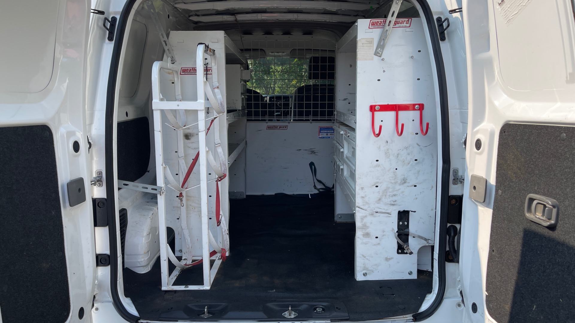 Used 2016 Nissan NV200 SV / WORK VAN / EXTERIOR APPEARANCE PKG / SPLASH GUARDS for sale Sold at Formula Imports in Charlotte NC 28227 11
