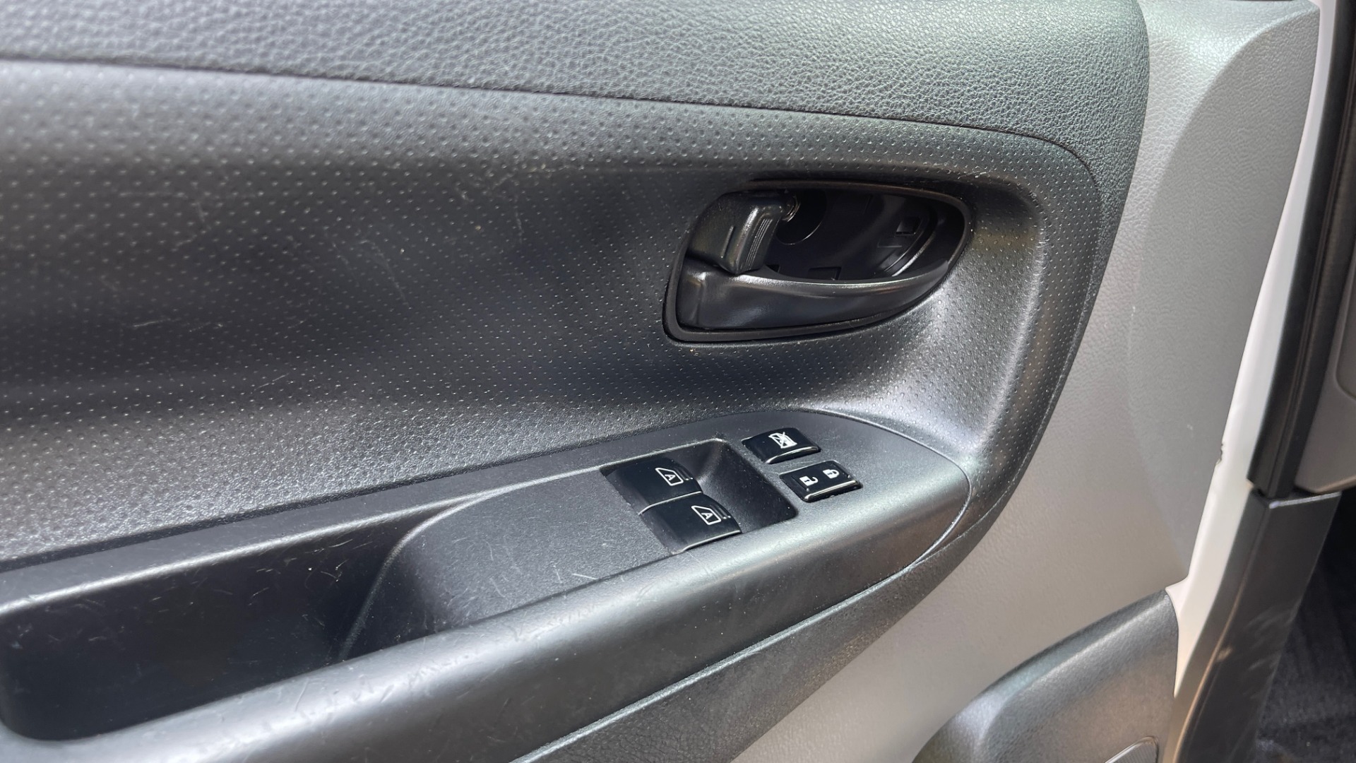 Used 2016 Nissan NV200 SV / WORK VAN / EXTERIOR APPEARANCE PKG / SPLASH GUARDS for sale Sold at Formula Imports in Charlotte NC 28227 19