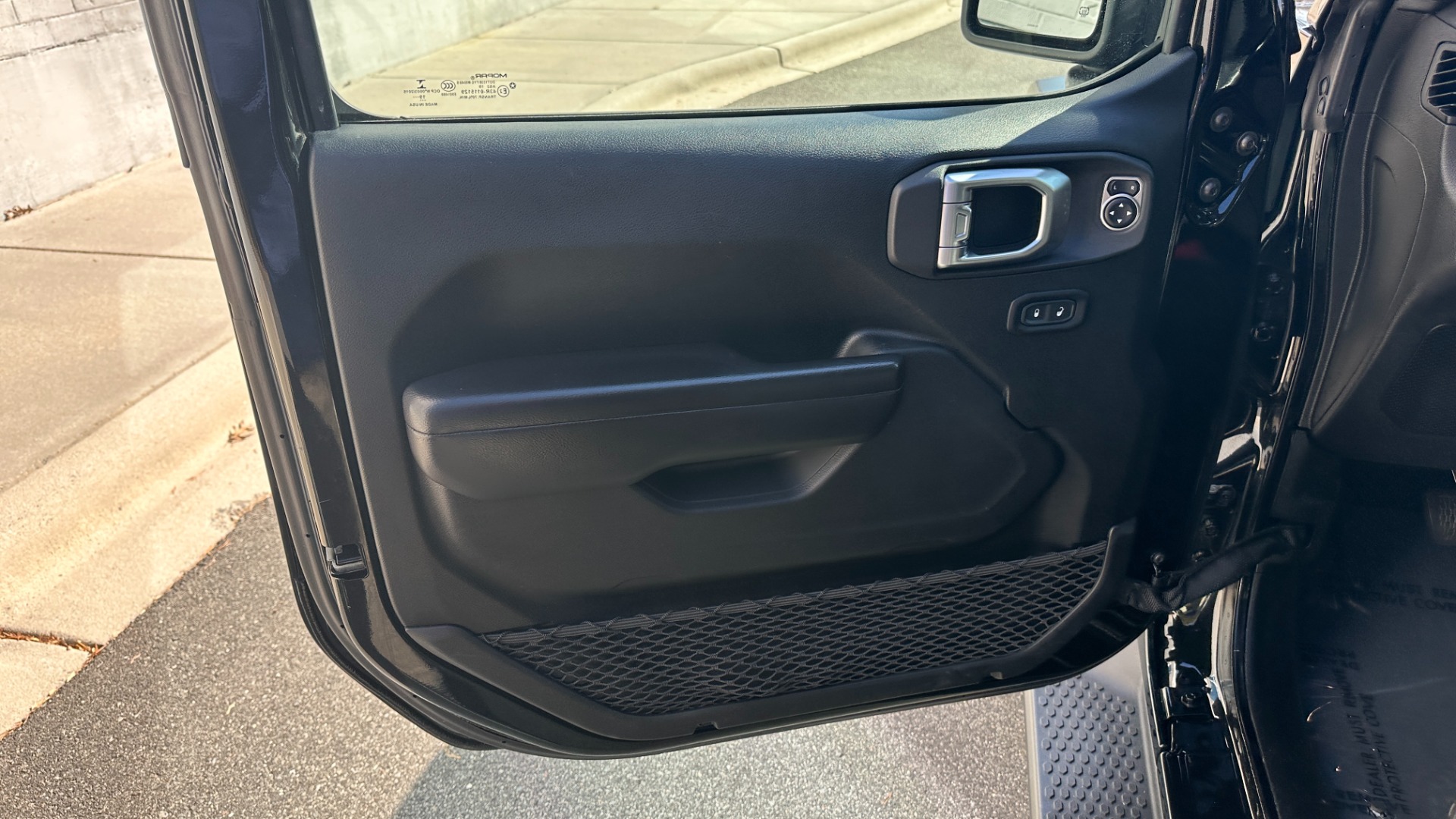 Used 2020 Jeep Wrangler Unlimited SPORT S / TECH PACKAGE / S PACKAGE / BLACK 3 PIECE HARD TOP for sale Sold at Formula Imports in Charlotte NC 28227 10