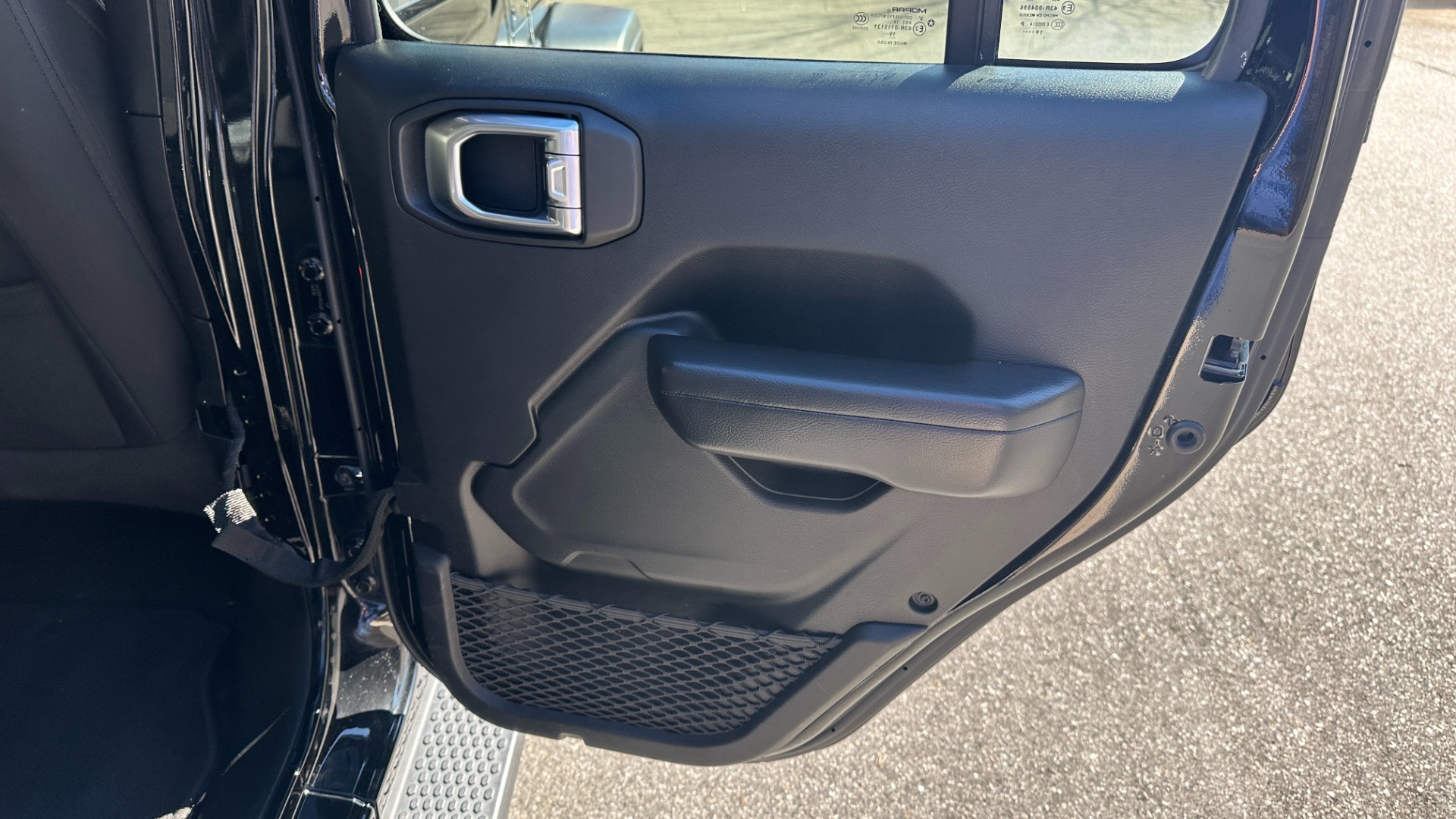Used 2020 Jeep Wrangler Unlimited SPORT S / TECH PACKAGE / S PACKAGE / BLACK 3 PIECE HARD TOP for sale Sold at Formula Imports in Charlotte NC 28227 27