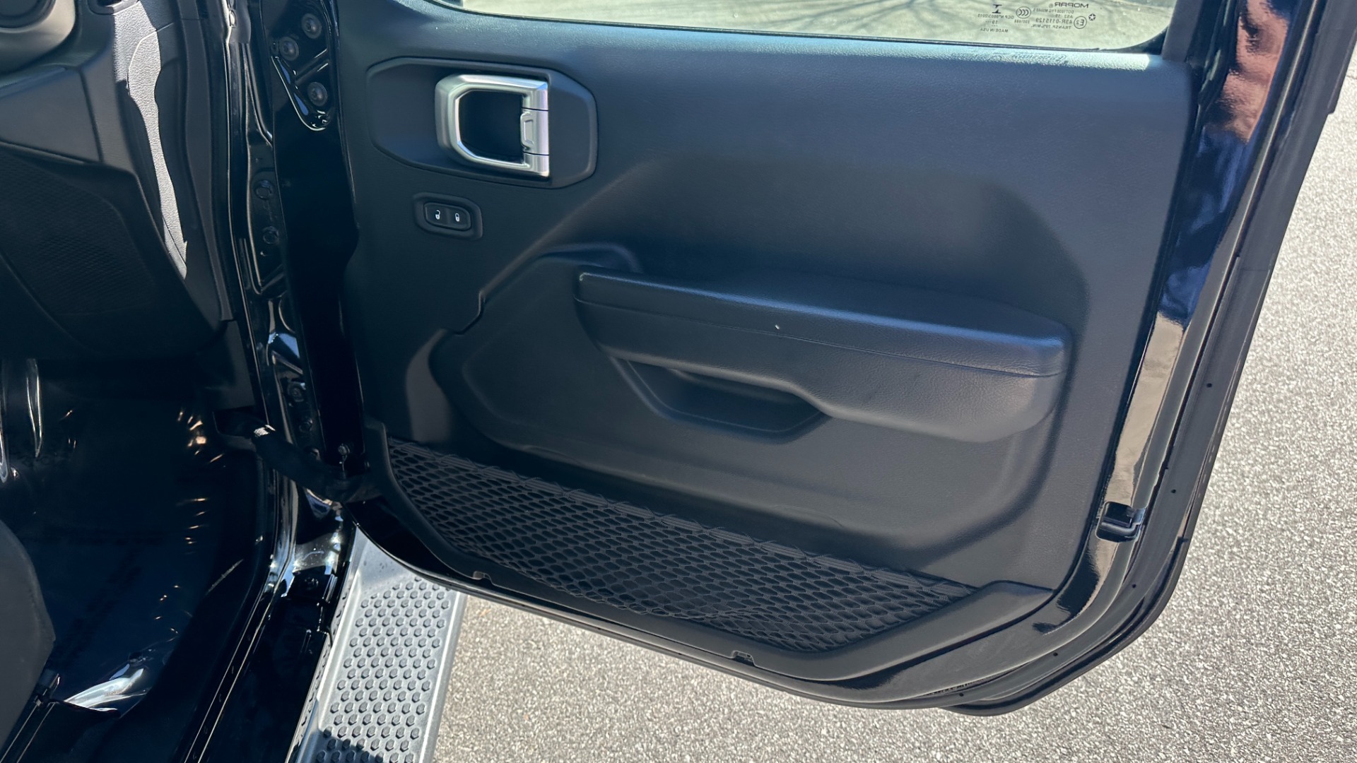 Used 2020 Jeep Wrangler Unlimited SPORT S / TECH PACKAGE / S PACKAGE / BLACK 3 PIECE HARD TOP for sale Sold at Formula Imports in Charlotte NC 28227 31