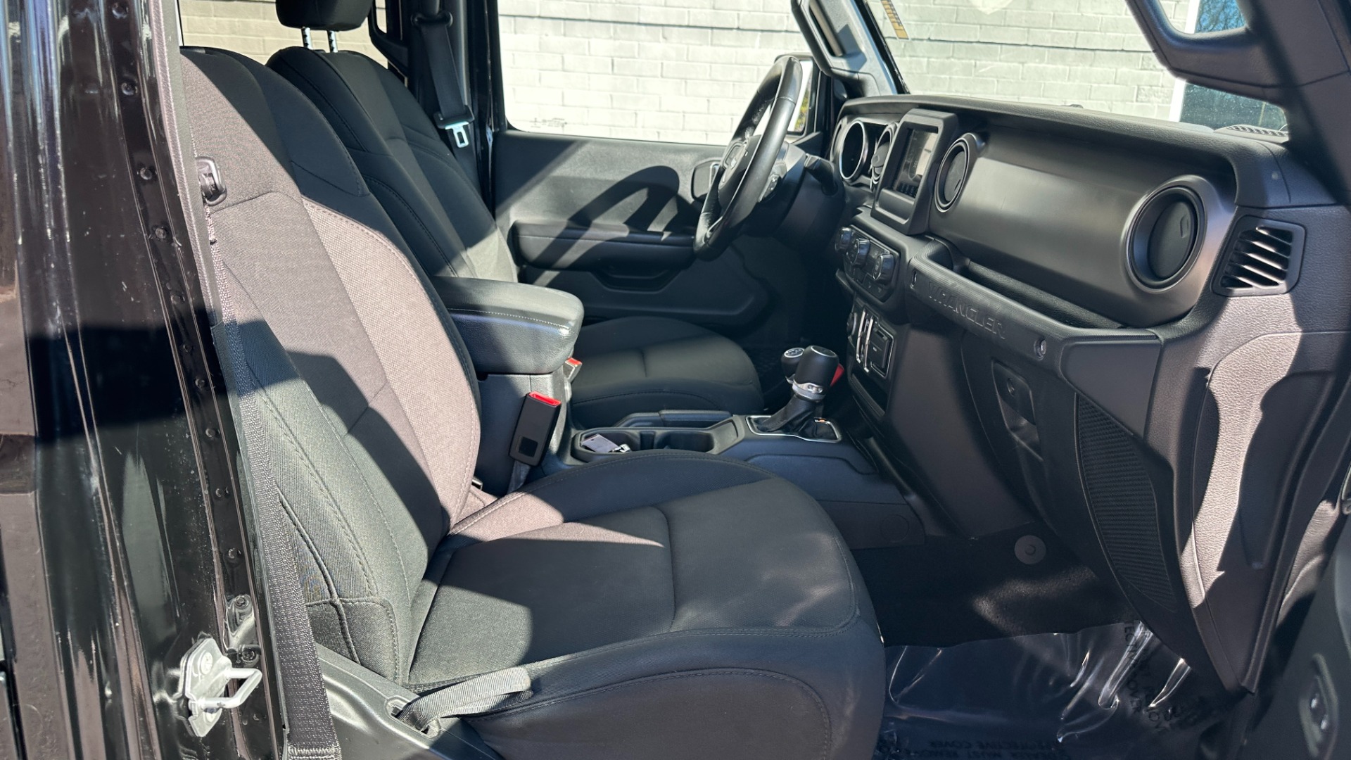 Used 2020 Jeep Wrangler Unlimited SPORT S / TECH PACKAGE / S PACKAGE / BLACK 3 PIECE HARD TOP for sale Sold at Formula Imports in Charlotte NC 28227 33