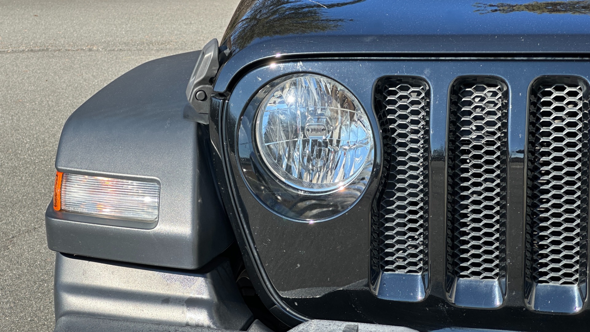 Used 2020 Jeep Wrangler Unlimited SPORT S / TECH PACKAGE / S PACKAGE / BLACK 3 PIECE HARD TOP for sale Sold at Formula Imports in Charlotte NC 28227 37