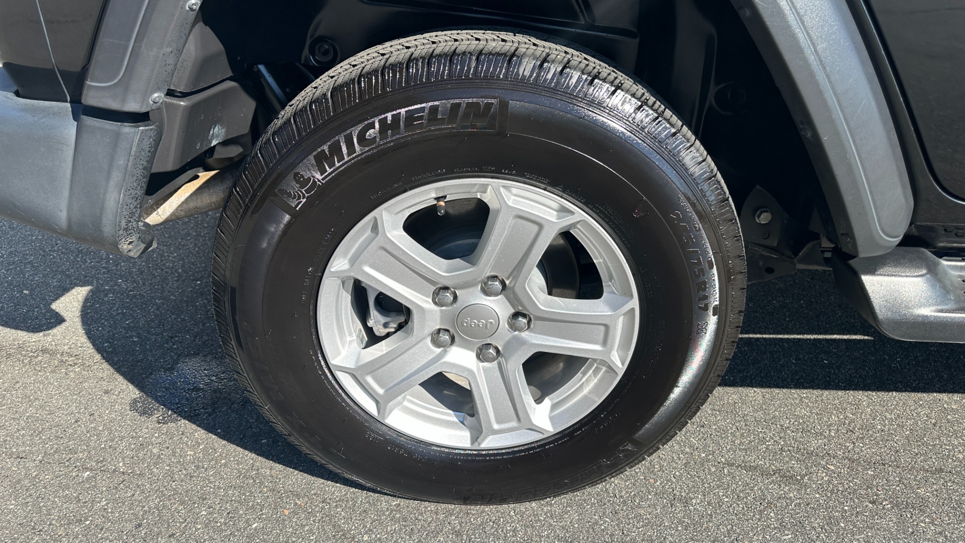 Used 2020 Jeep Wrangler Unlimited SPORT S / TECH PACKAGE / S PACKAGE / BLACK 3 PIECE HARD TOP for sale Sold at Formula Imports in Charlotte NC 28227 47
