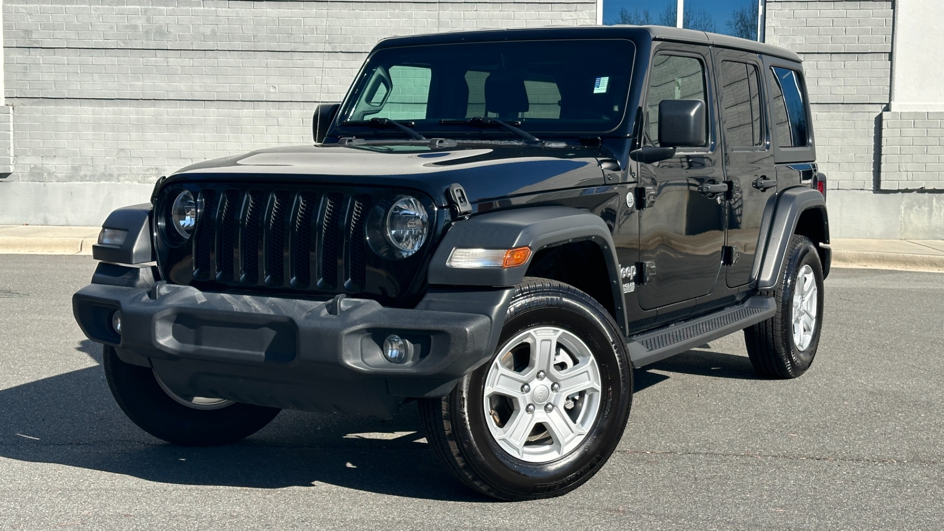 Used 2020 Jeep Wrangler Unlimited SPORT S / TECH PACKAGE / S PACKAGE / BLACK 3 PIECE HARD TOP for sale Sold at Formula Imports in Charlotte NC 28227 1