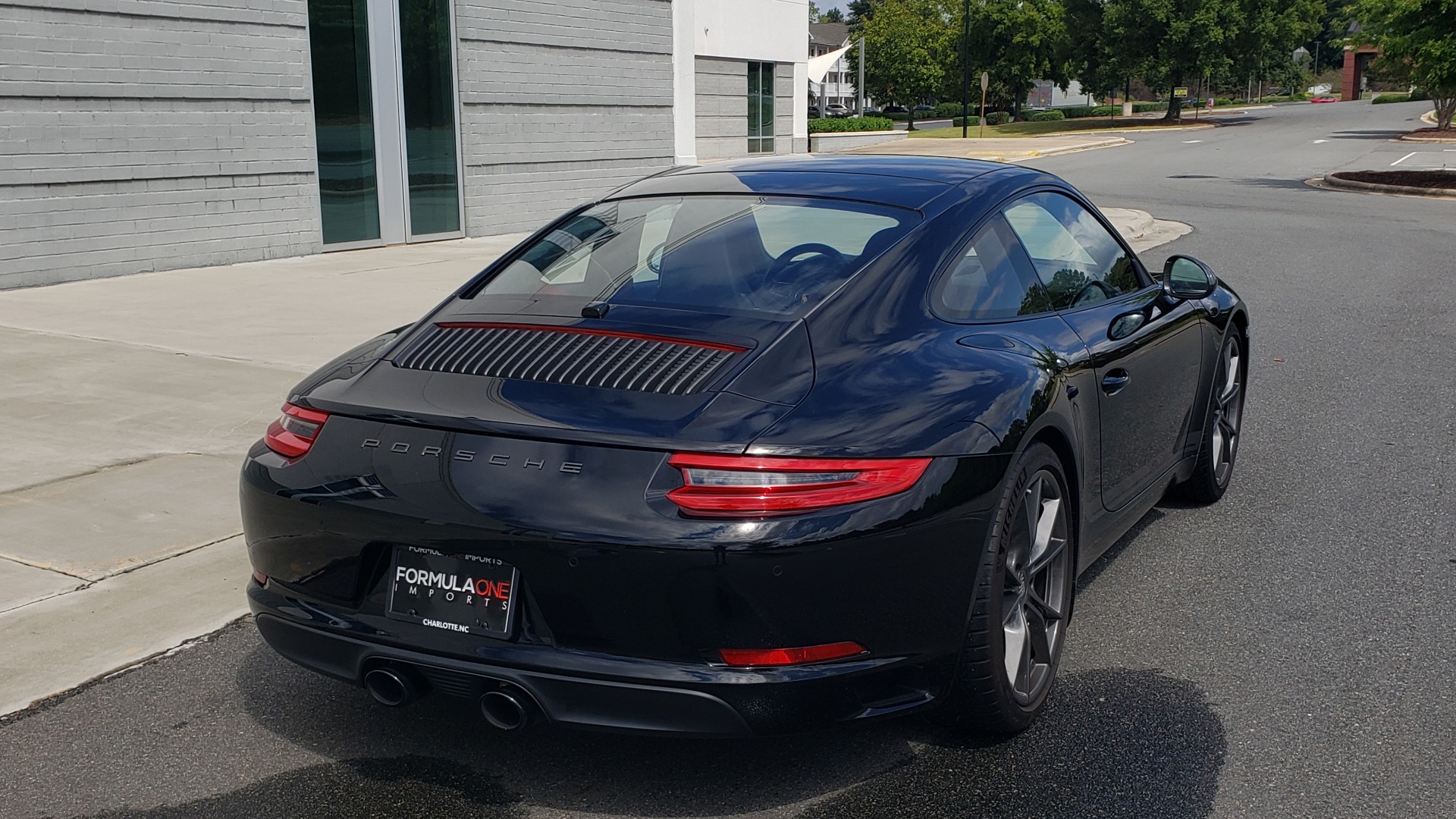 Used 2019 Porsche 911 CARRERA T / 3.0L H6 / MANUAL / PREMIUM / NAV / BOSE / SUNROOF / REARVIEW for sale Sold at Formula Imports in Charlotte NC 28227 3