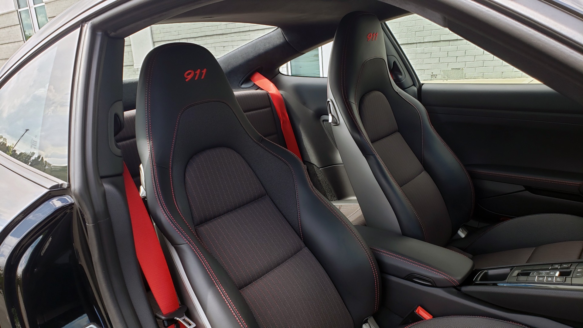 Used 2019 Porsche 911 CARRERA T / 3.0L H6 / MANUAL / PREMIUM / NAV / BOSE / SUNROOF / REARVIEW for sale Sold at Formula Imports in Charlotte NC 28227 40