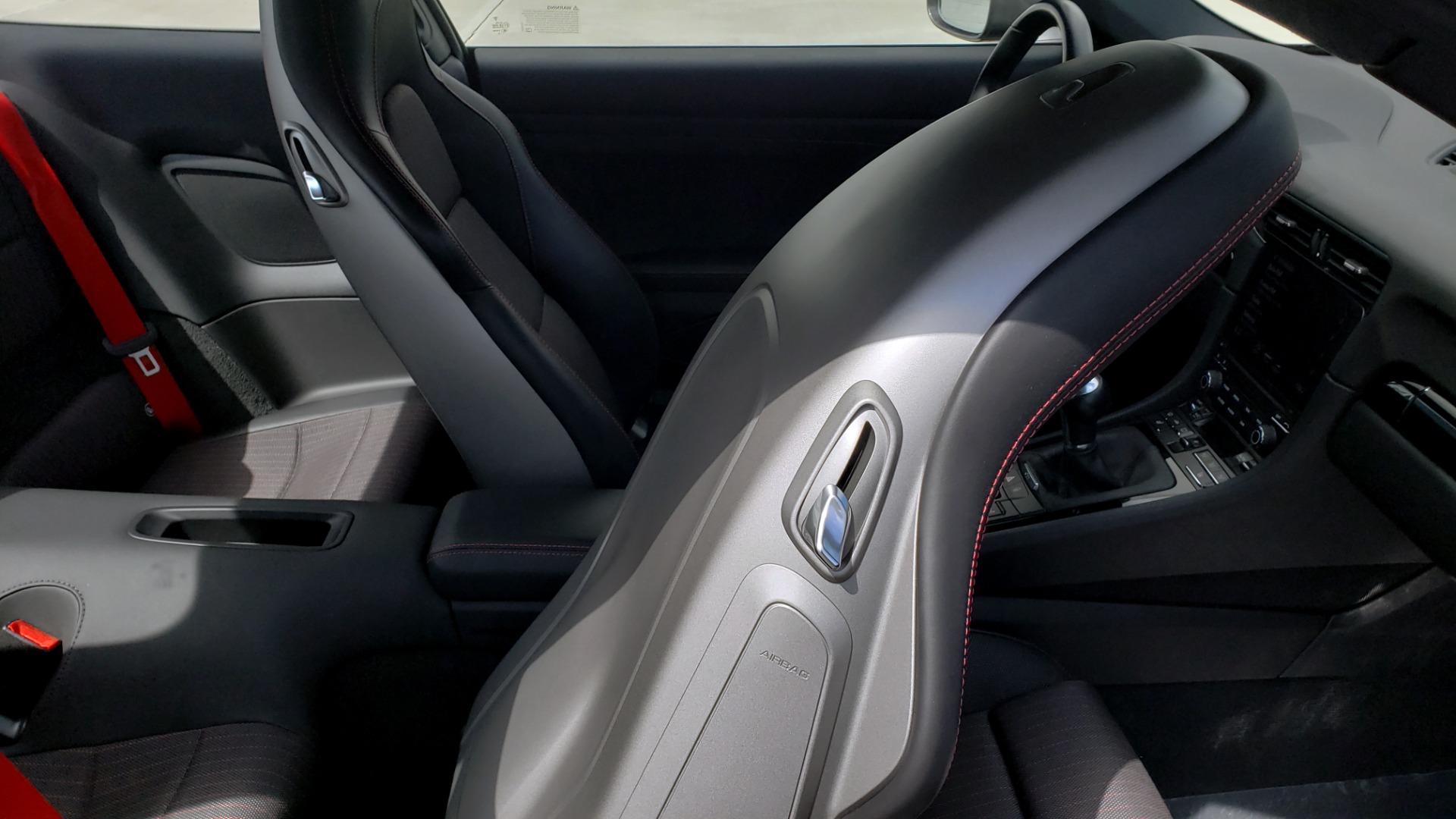 Used 2019 Porsche 911 CARRERA T / 3.0L H6 / MANUAL / PREMIUM / NAV / BOSE / SUNROOF / REARVIEW for sale Sold at Formula Imports in Charlotte NC 28227 41