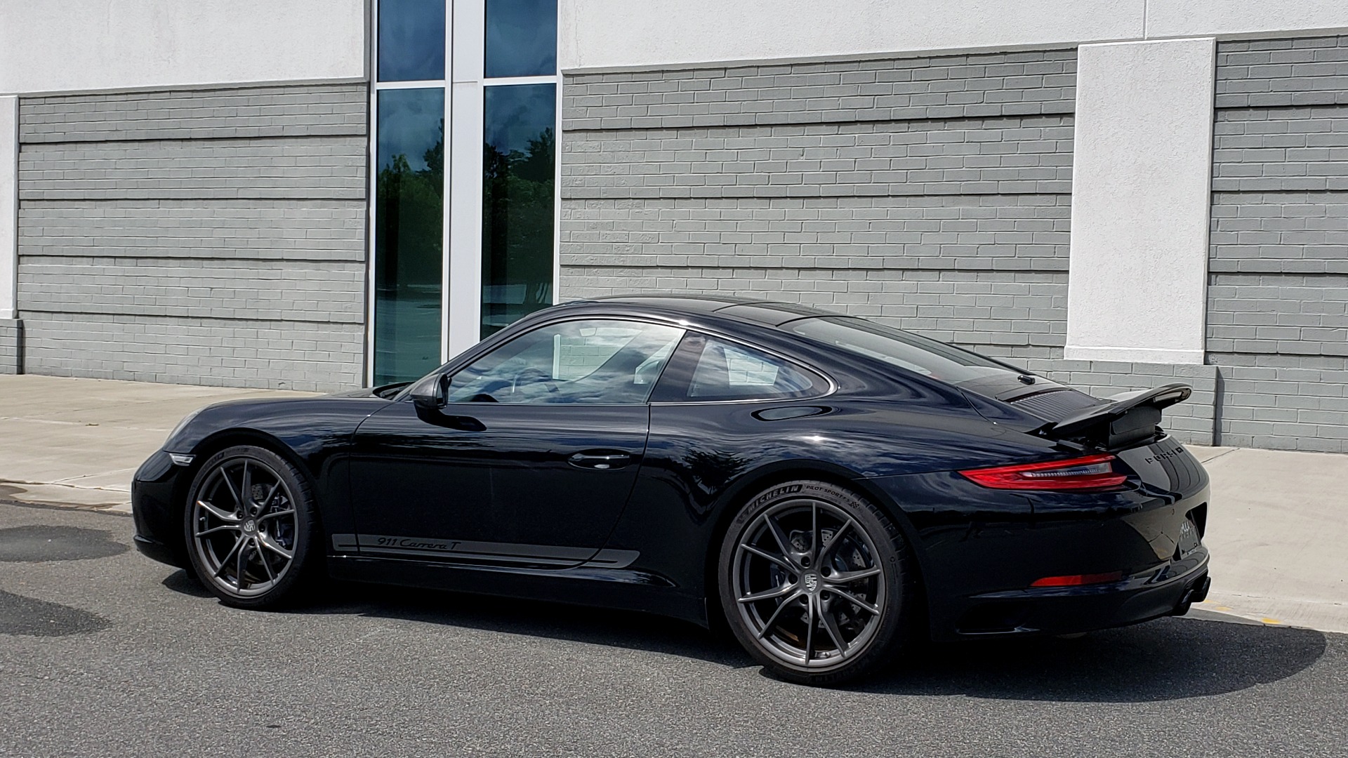 Used 2019 Porsche 911 CARRERA T / 3.0L H6 / MANUAL / PREMIUM / NAV / BOSE / SUNROOF / REARVIEW for sale Sold at Formula Imports in Charlotte NC 28227 7
