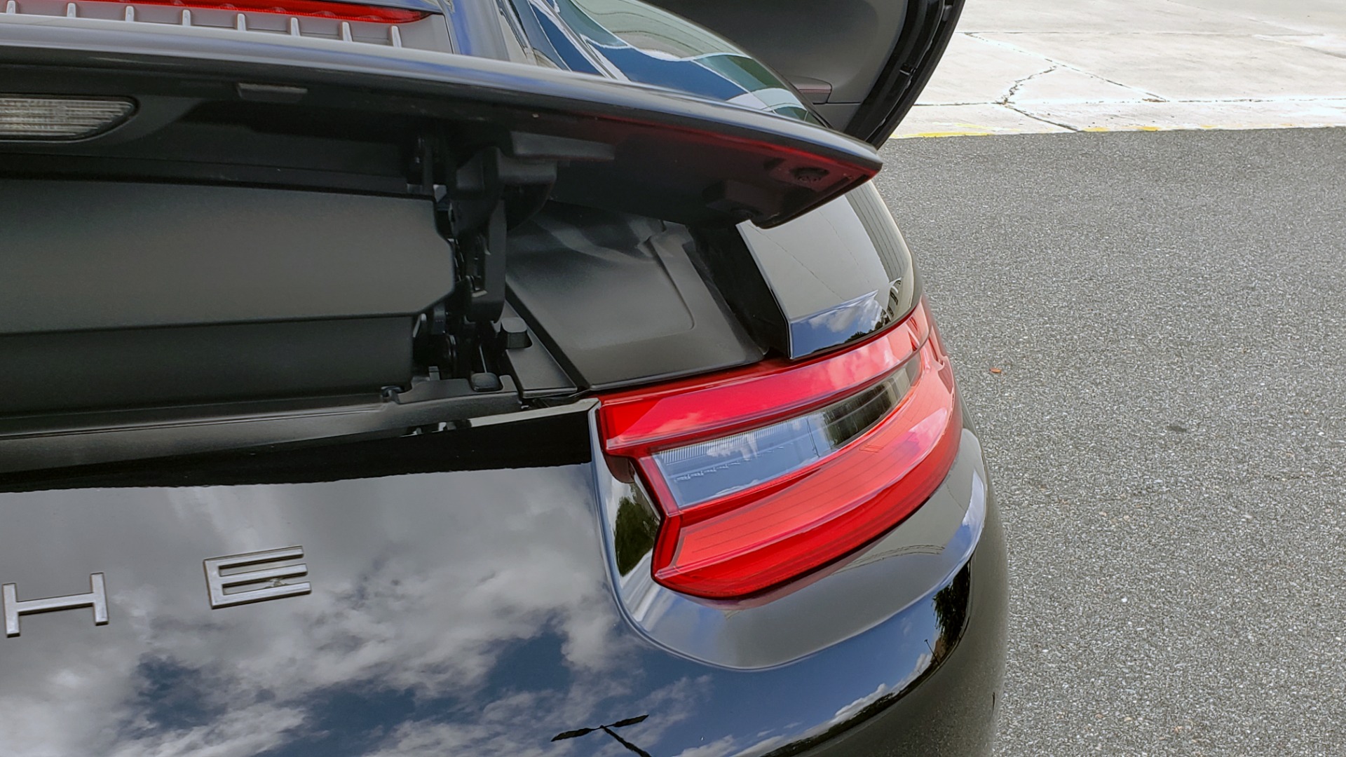 Used 2019 Porsche 911 CARRERA T / 3.0L H6 / MANUAL / PREMIUM / NAV / BOSE / SUNROOF / REARVIEW for sale Sold at Formula Imports in Charlotte NC 28227 76