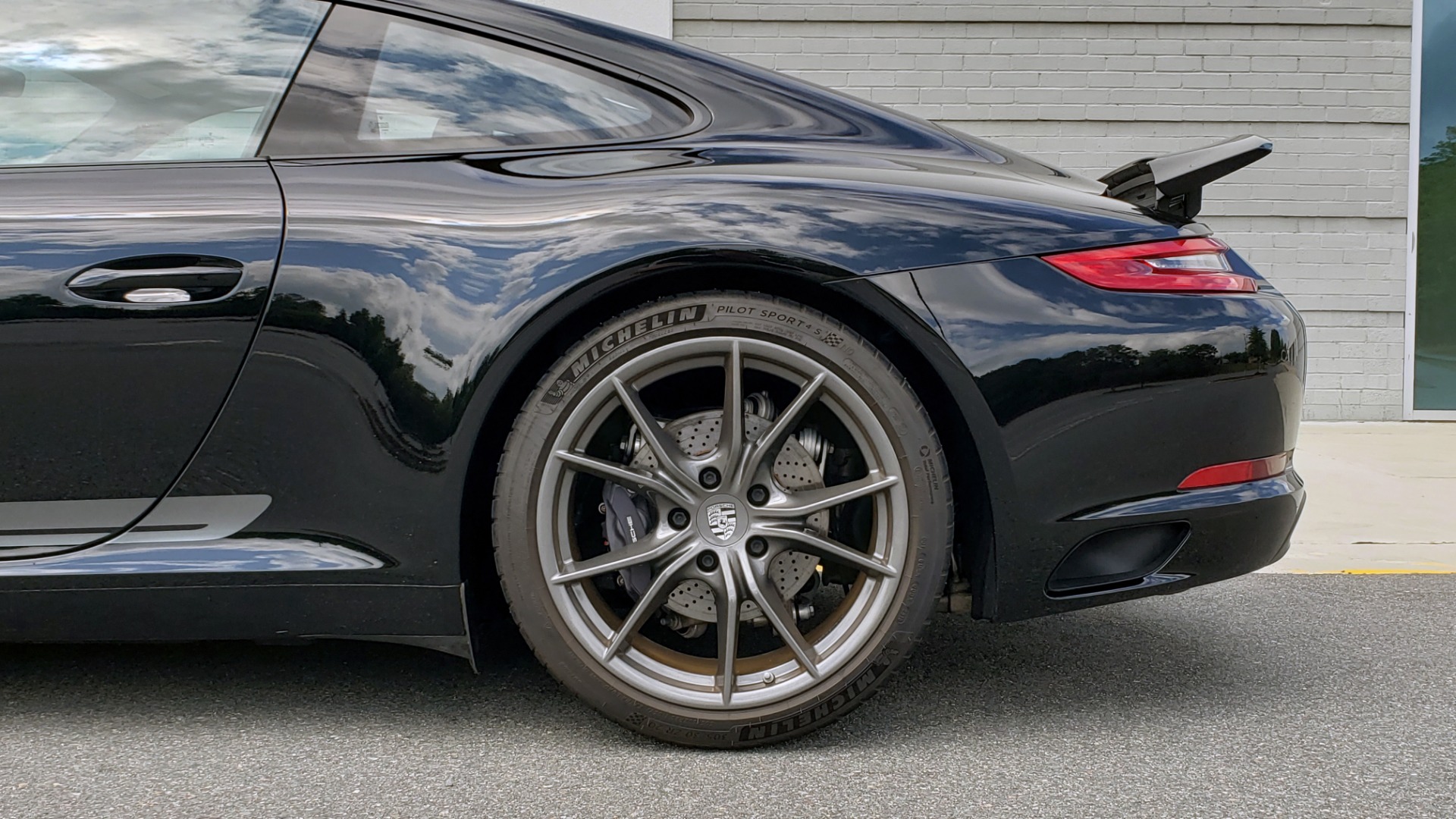 Used 2019 Porsche 911 CARRERA T / 3.0L H6 / MANUAL / PREMIUM / NAV / BOSE / SUNROOF / REARVIEW for sale Sold at Formula Imports in Charlotte NC 28227 81